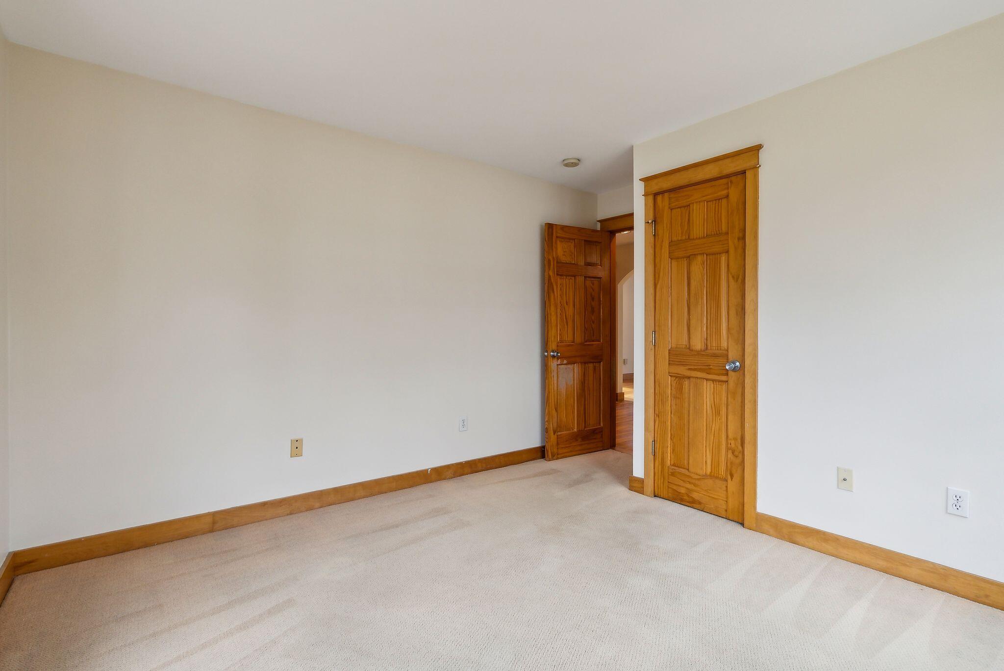 15 Willow Lane