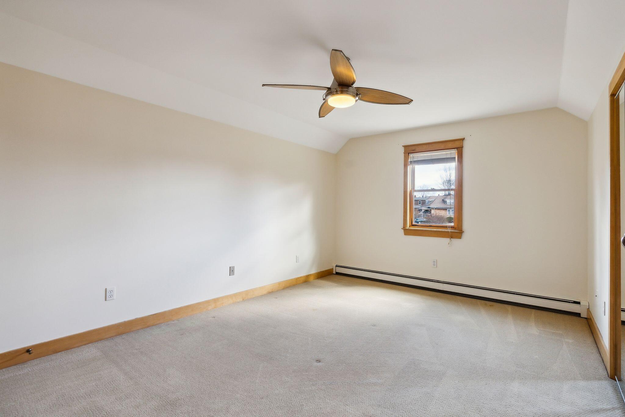 15 Willow Lane