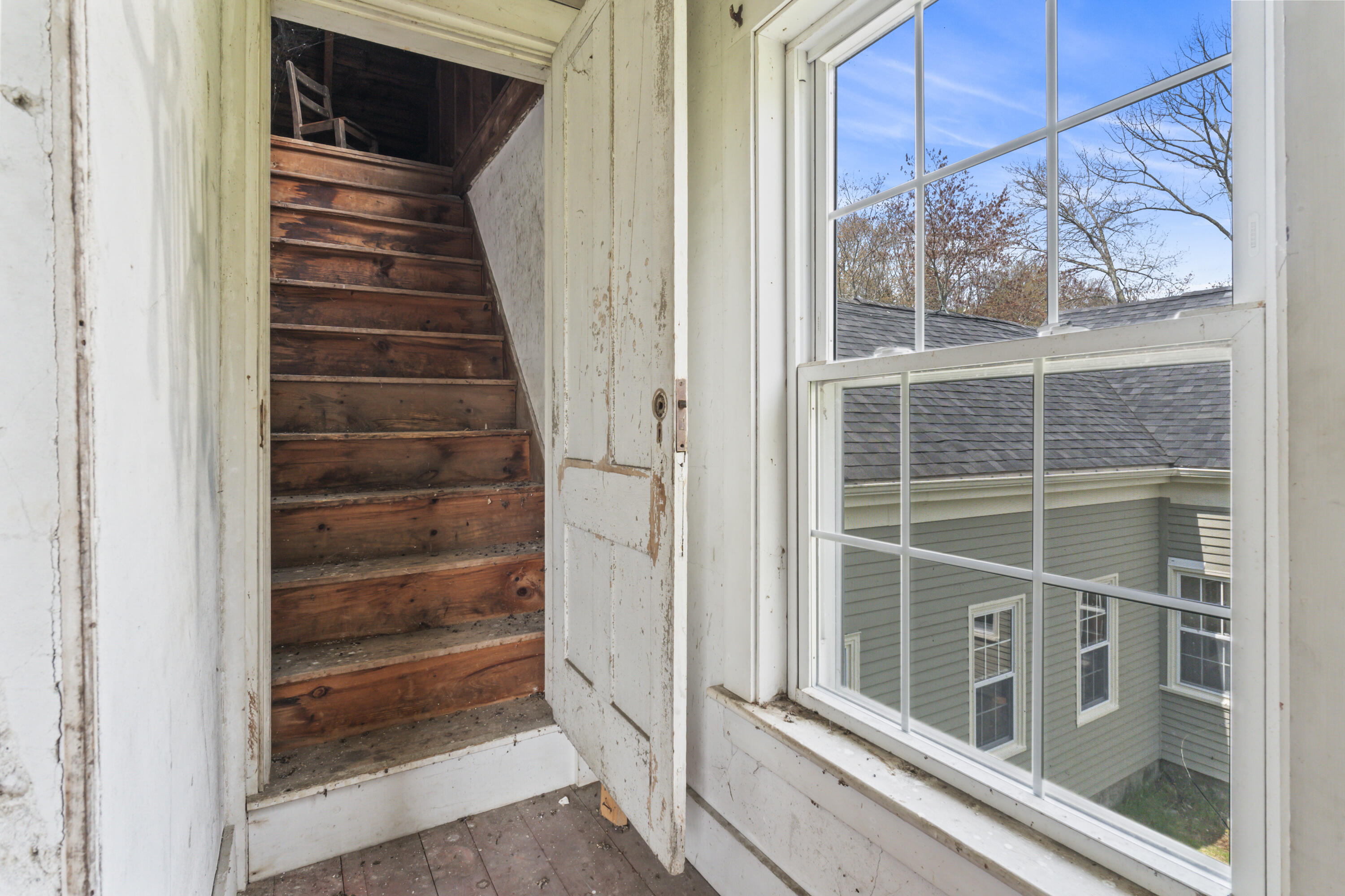 319 Lunt Road