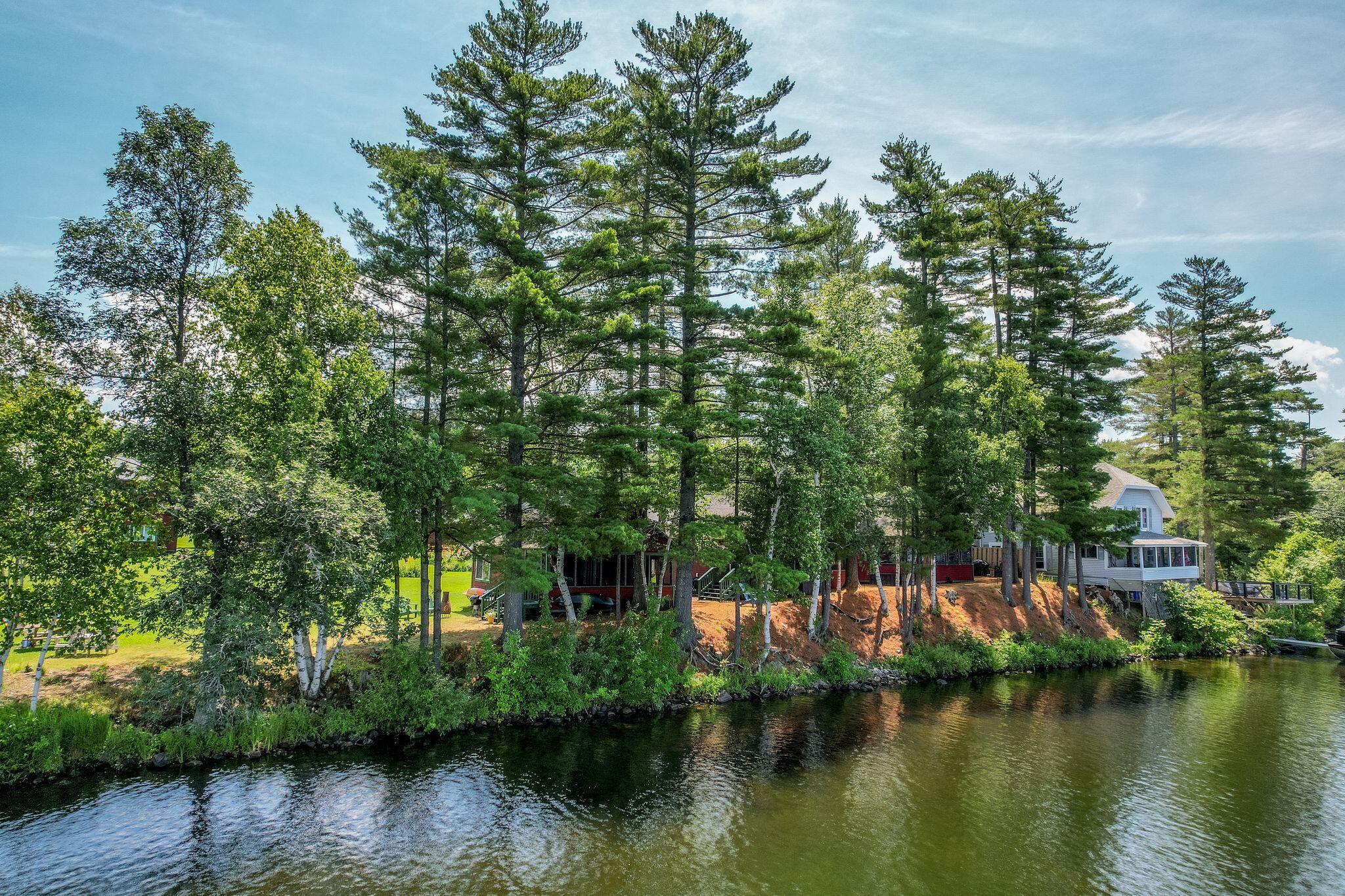 1270 Lakeview Drive, 9