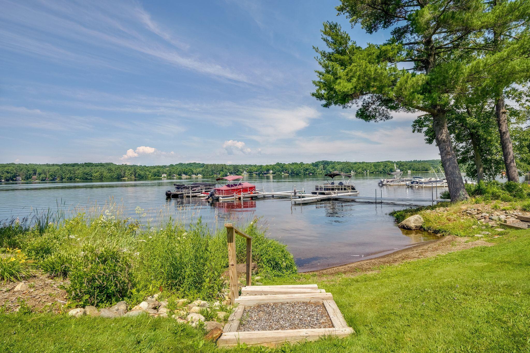 1270 Lakeview Drive, 9