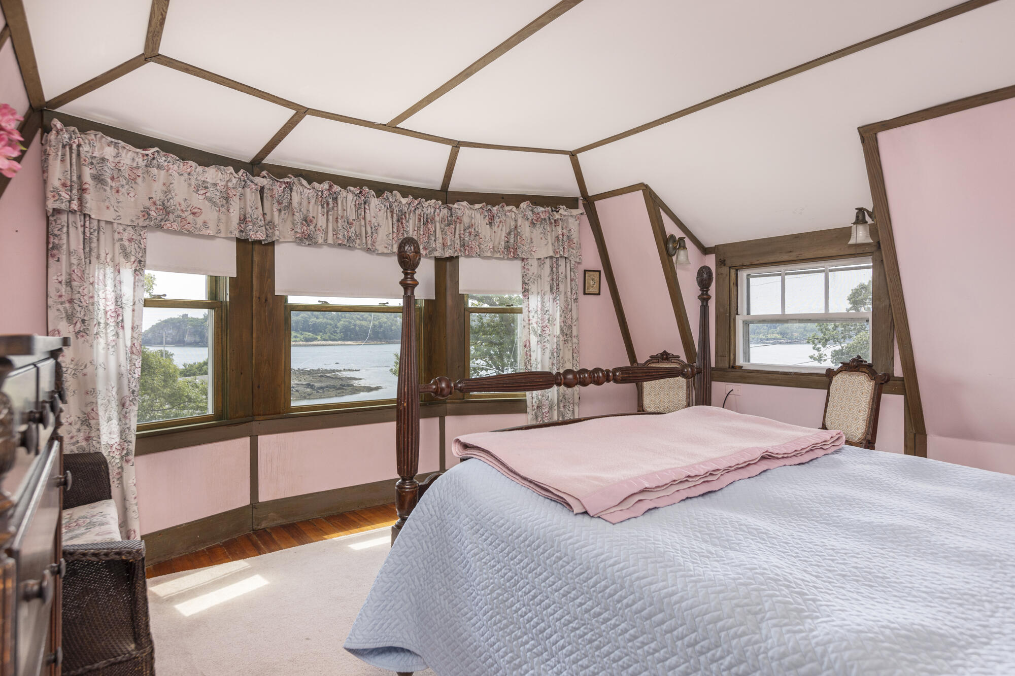 18 Hadlock Cove Road