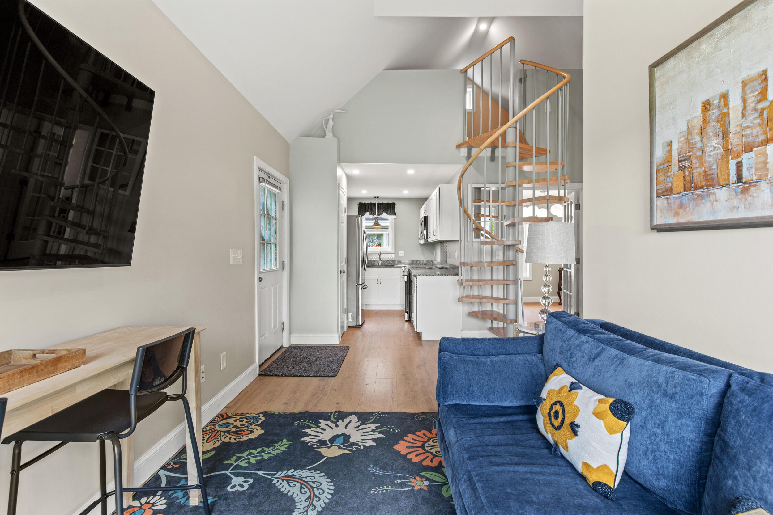 994 Portland Road, 30
