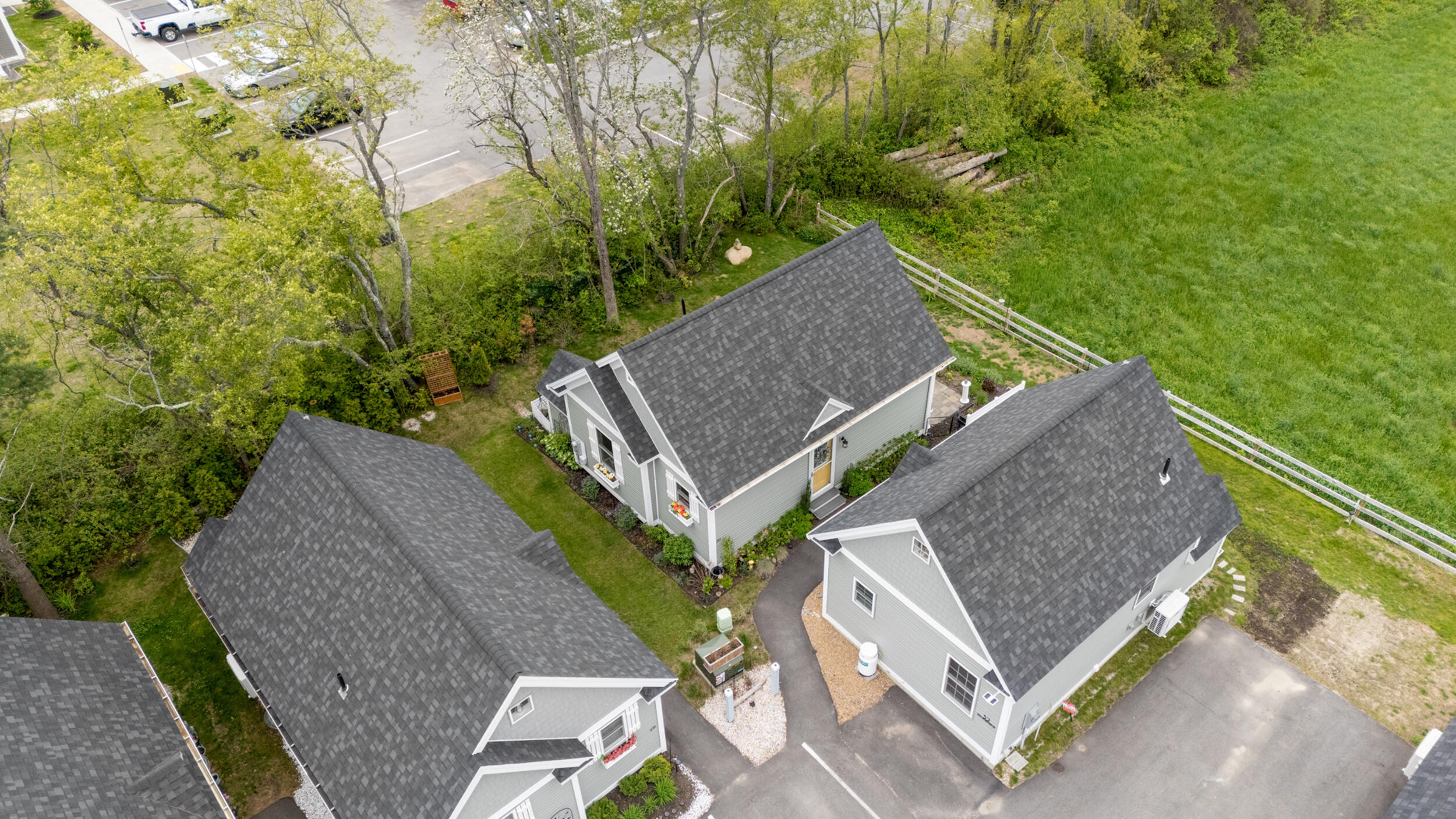 994 Portland Road, 30