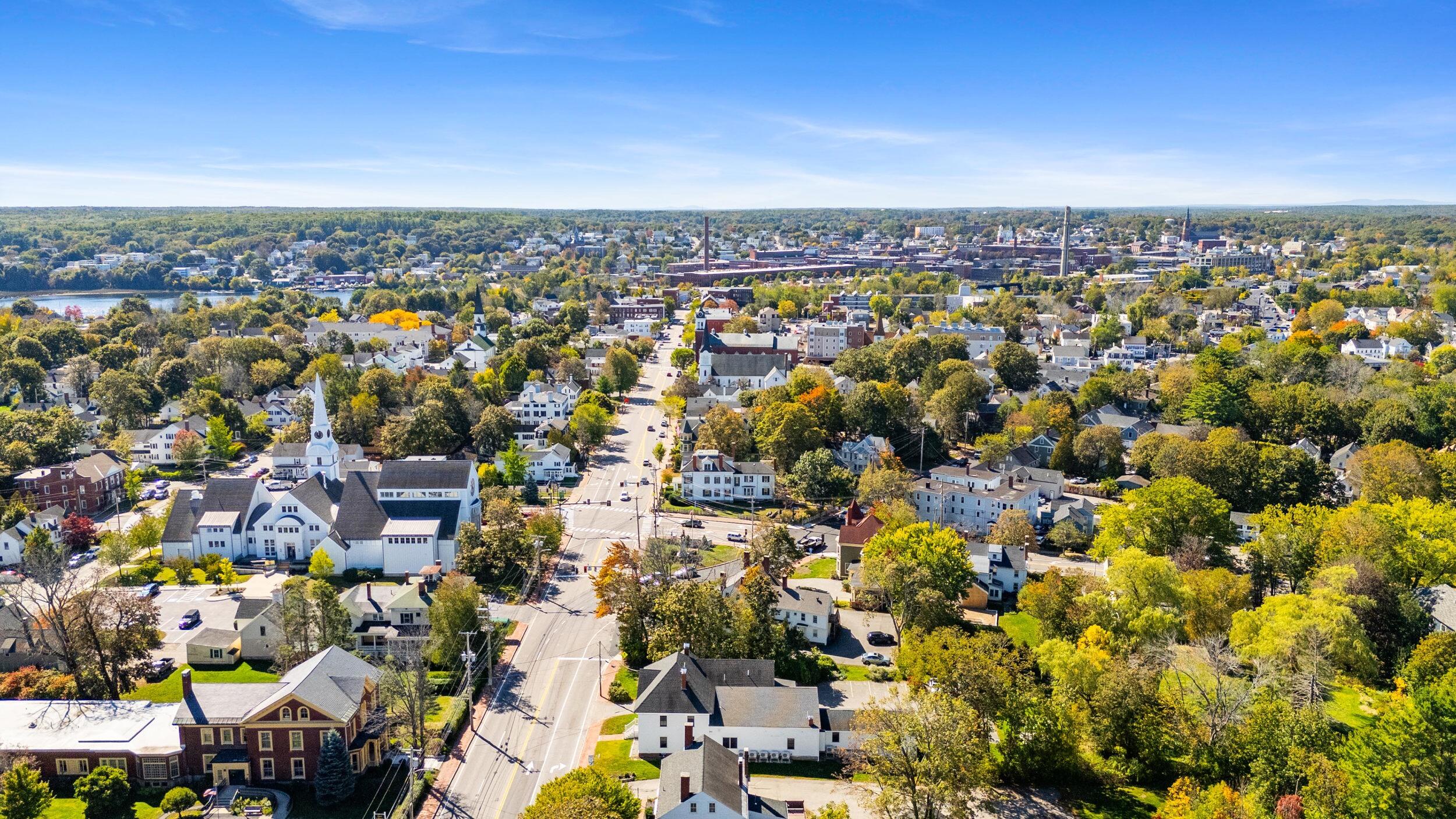 372 Main Street, 201