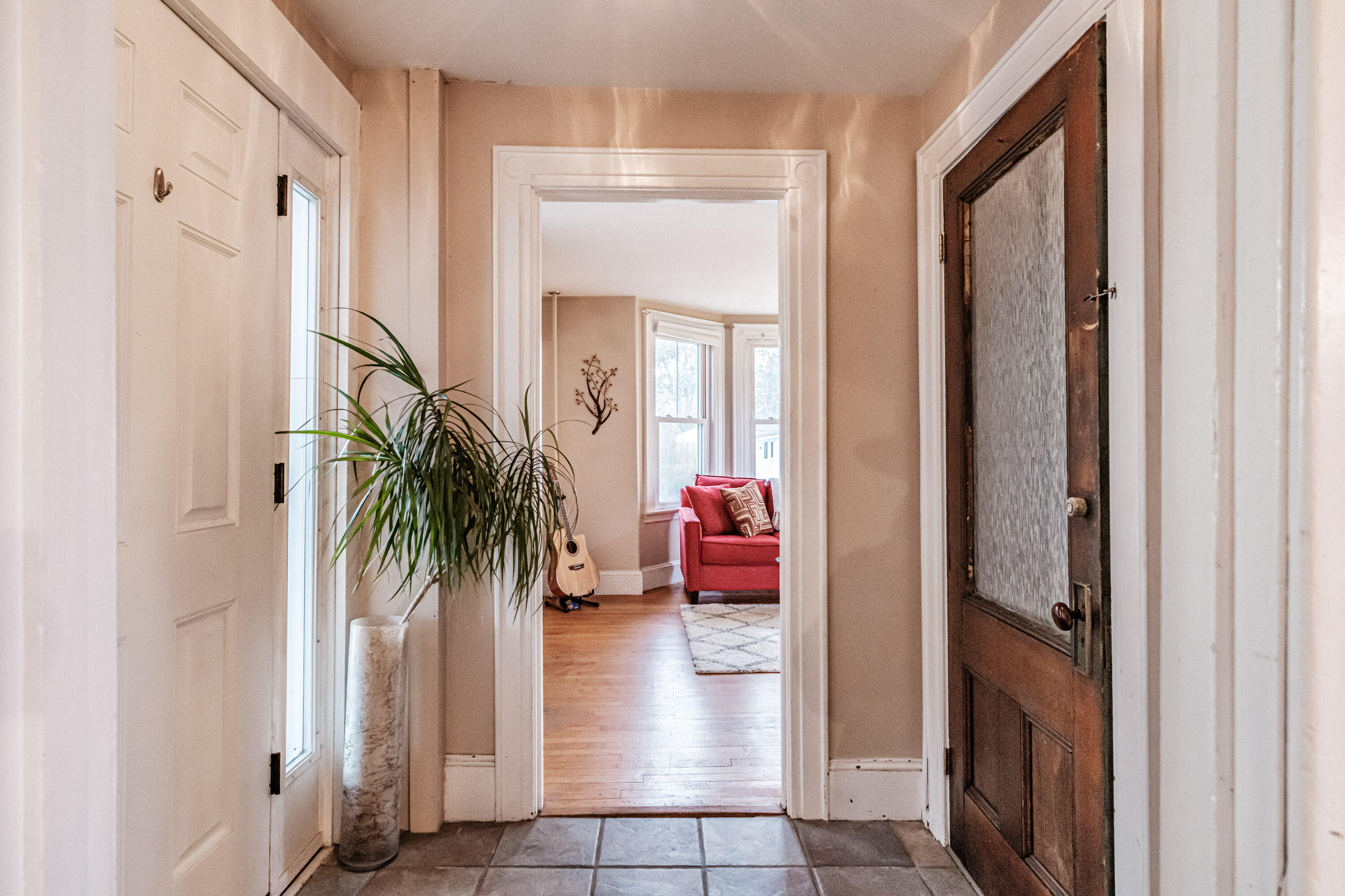10 Whitehall Avenue