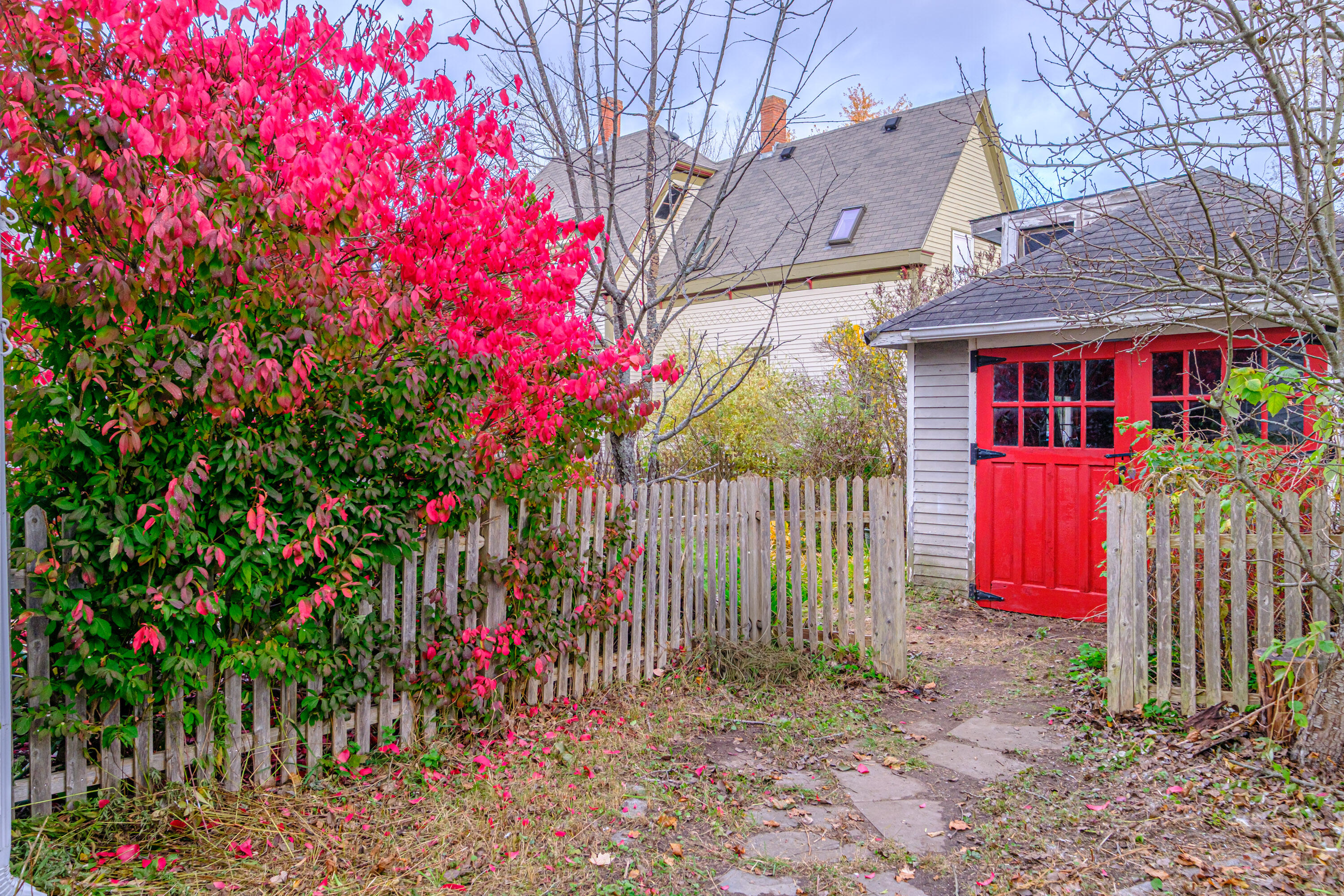 10 Whitehall Avenue