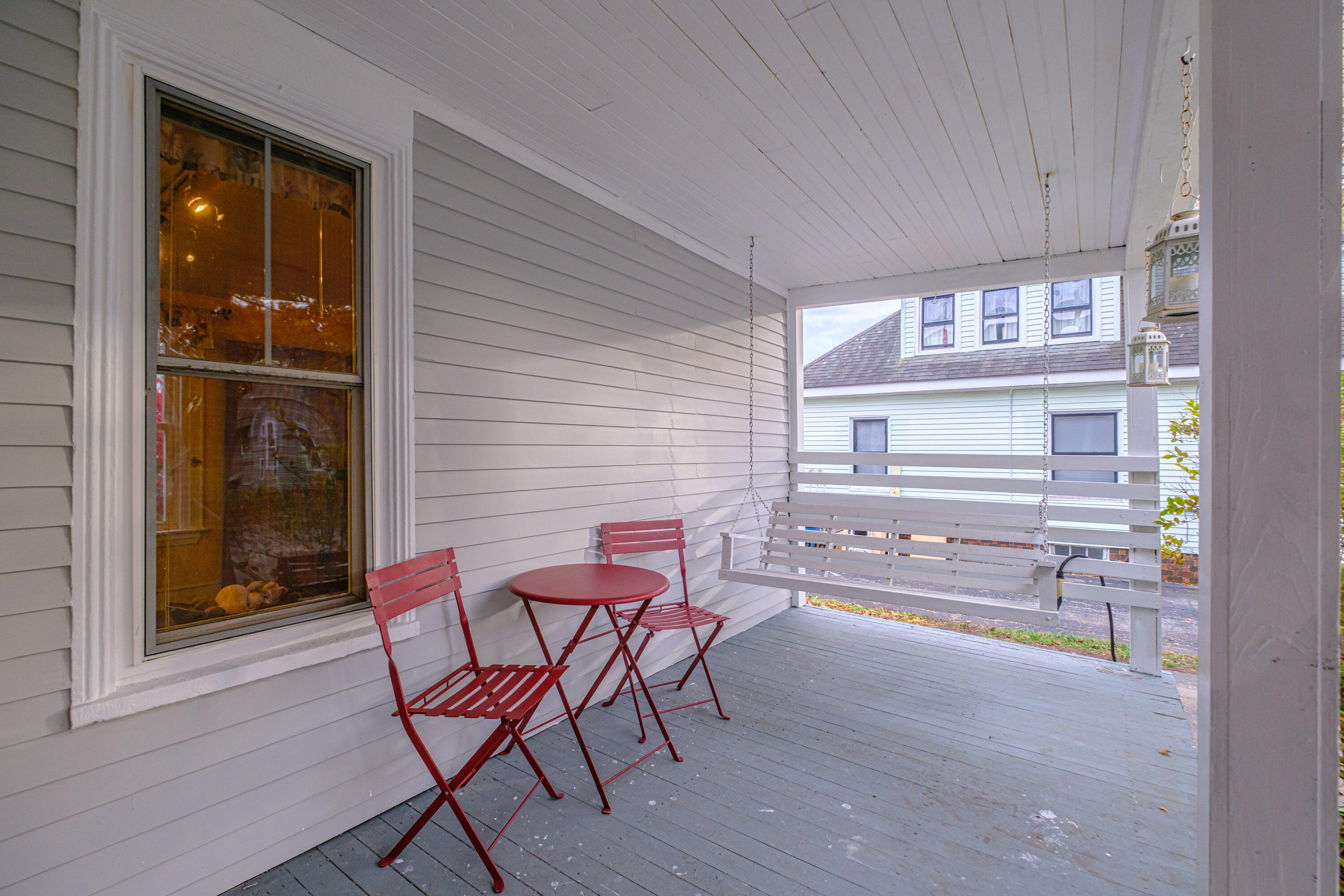 10 Whitehall Avenue