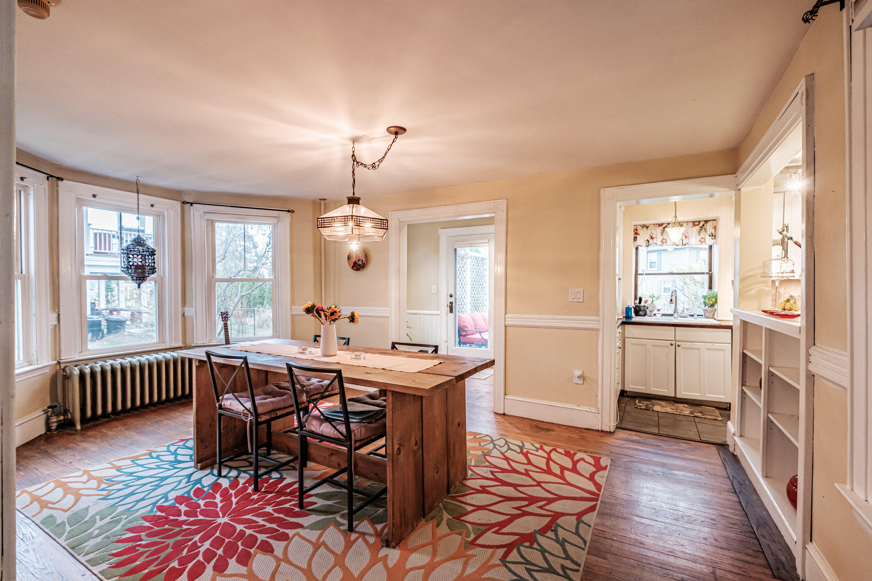 10 Whitehall Avenue
