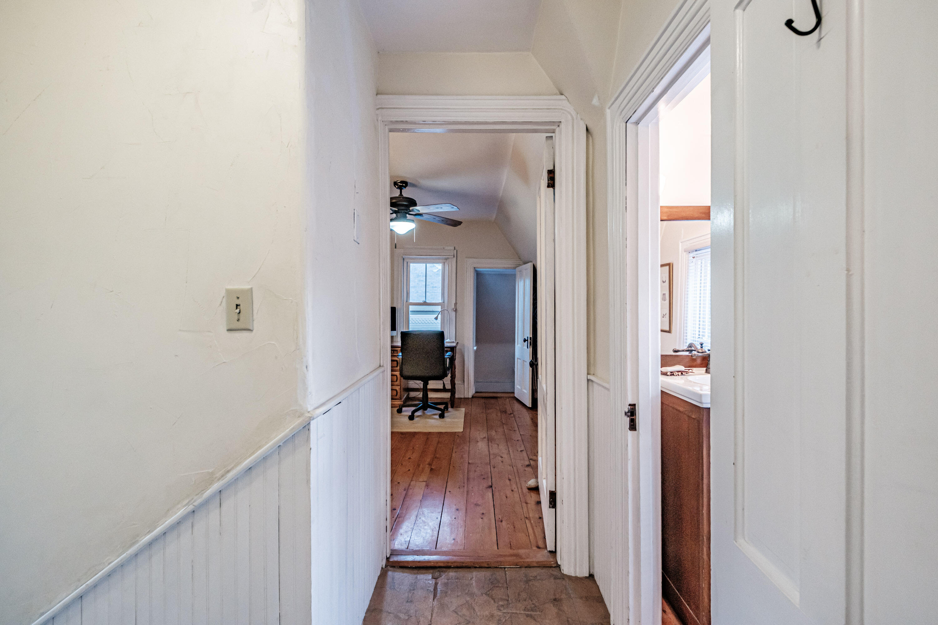 10 Whitehall Avenue