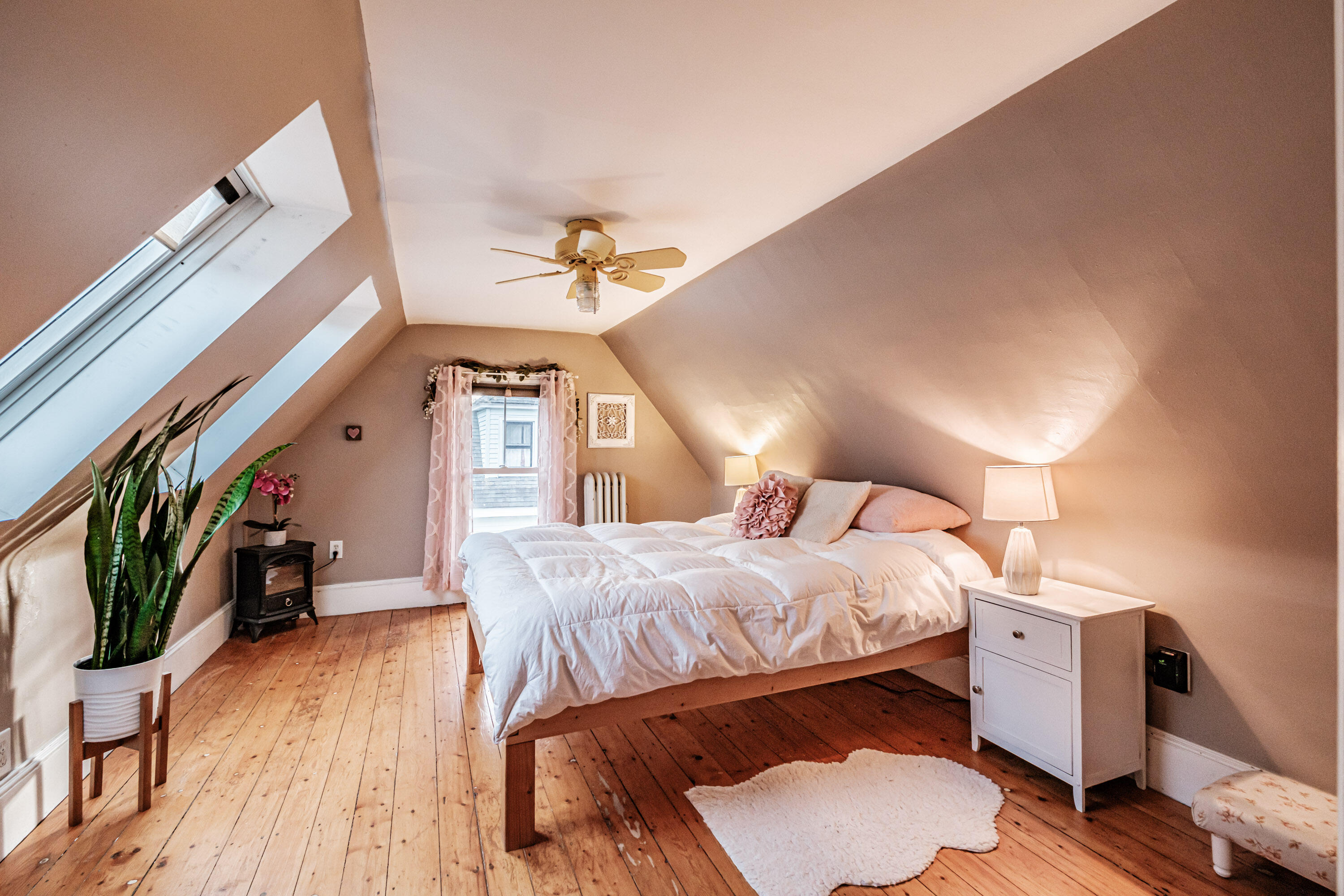 10 Whitehall Avenue