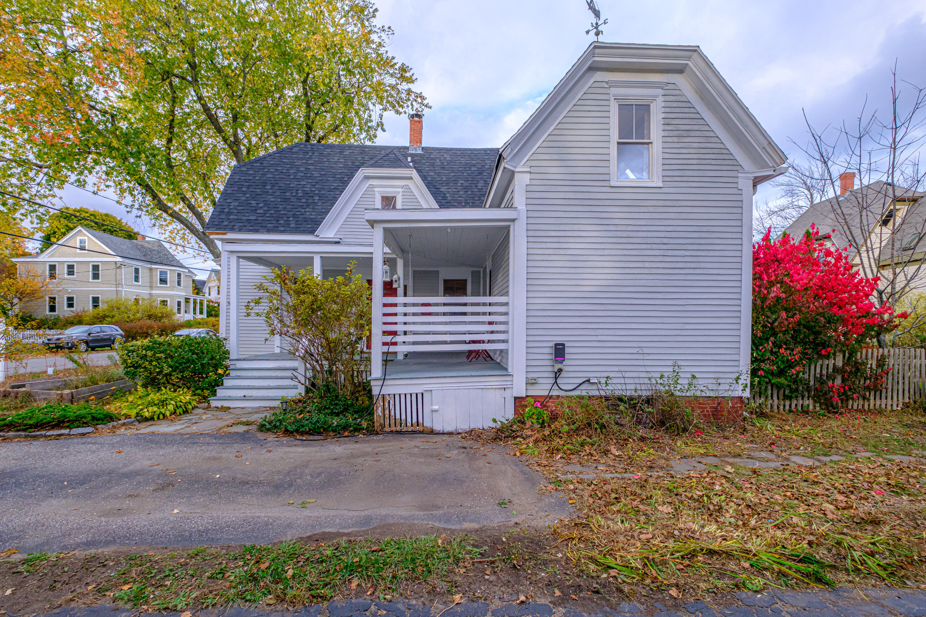 10 Whitehall Avenue