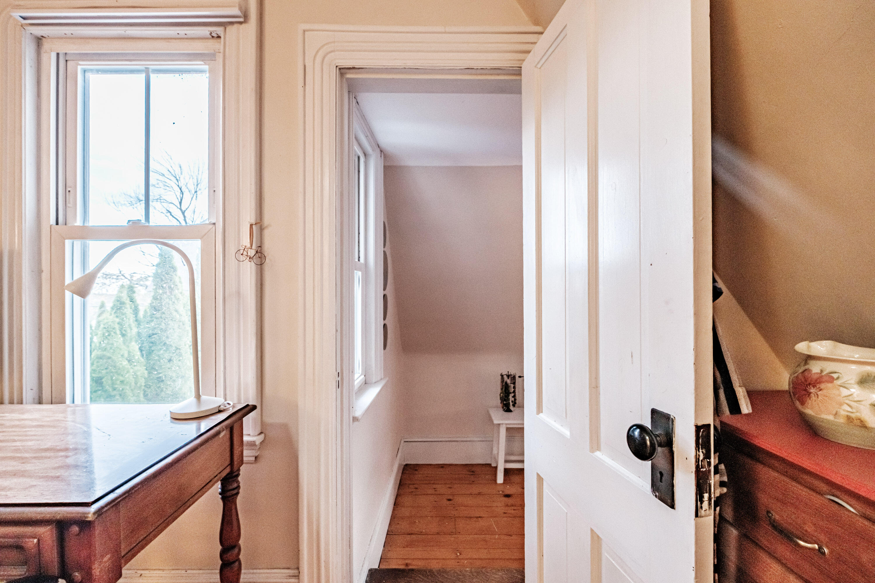 10 Whitehall Avenue