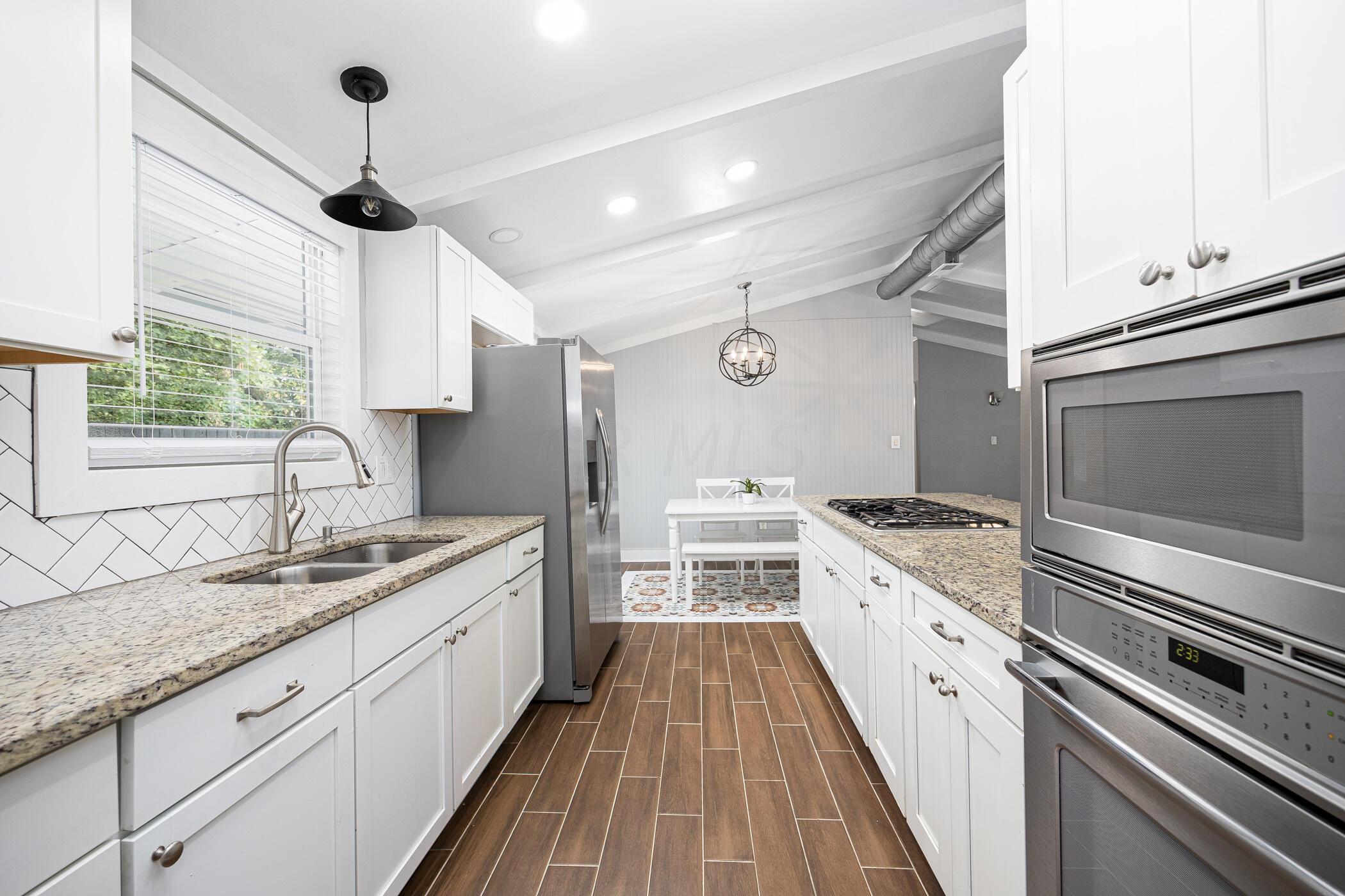 2540 Grasmere Avenue