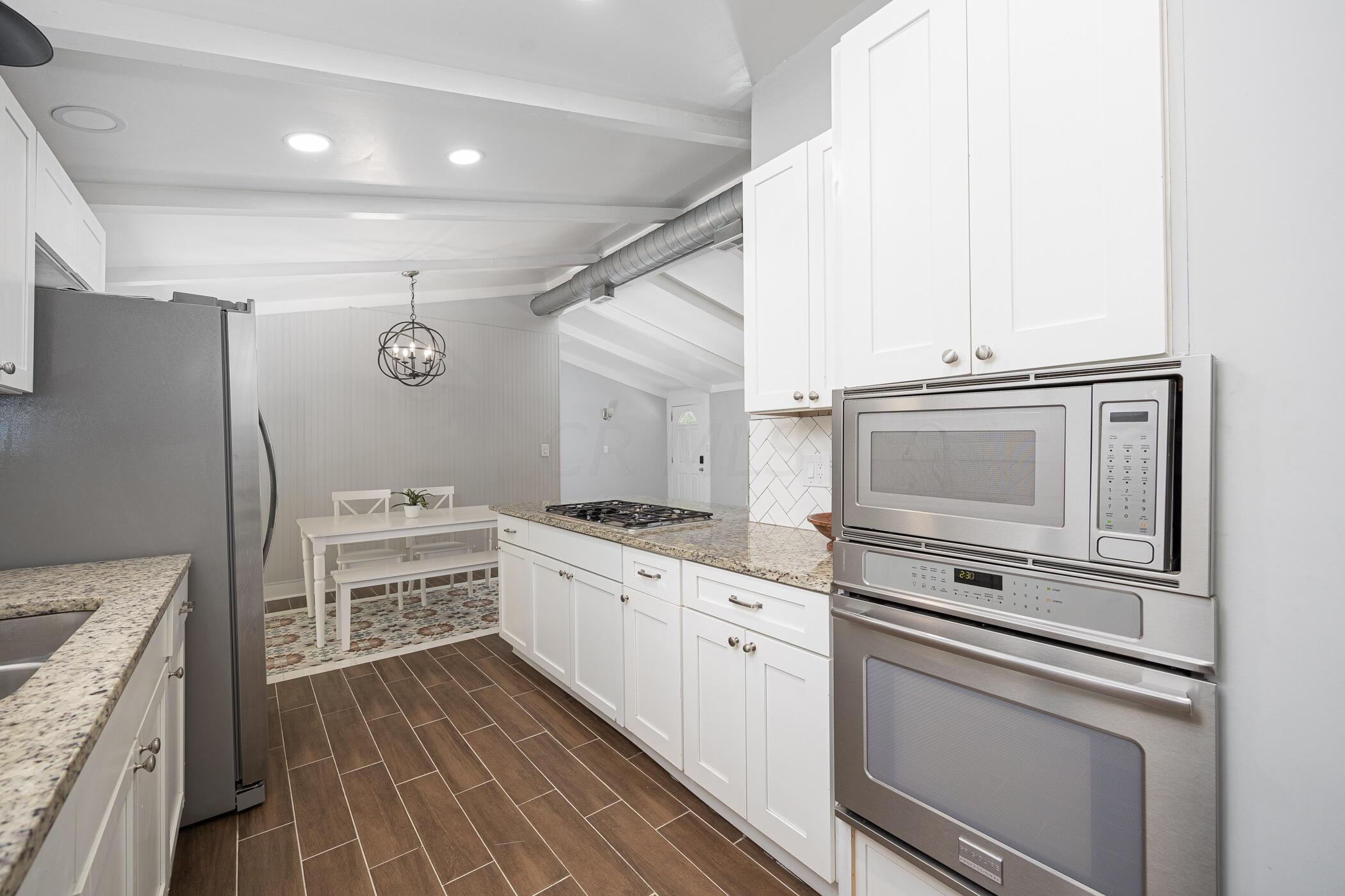 2540 Grasmere Avenue