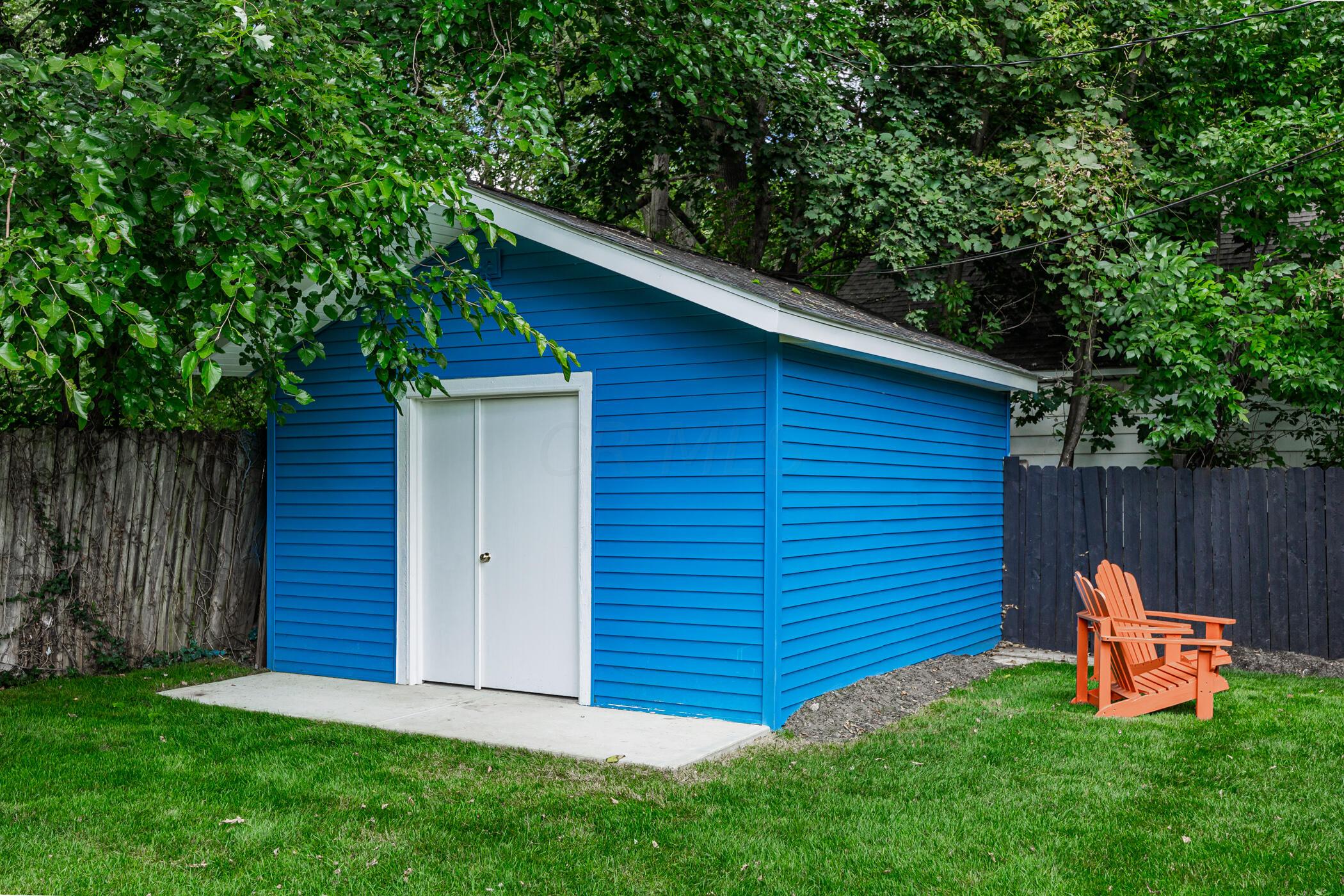 2540 Grasmere Avenue