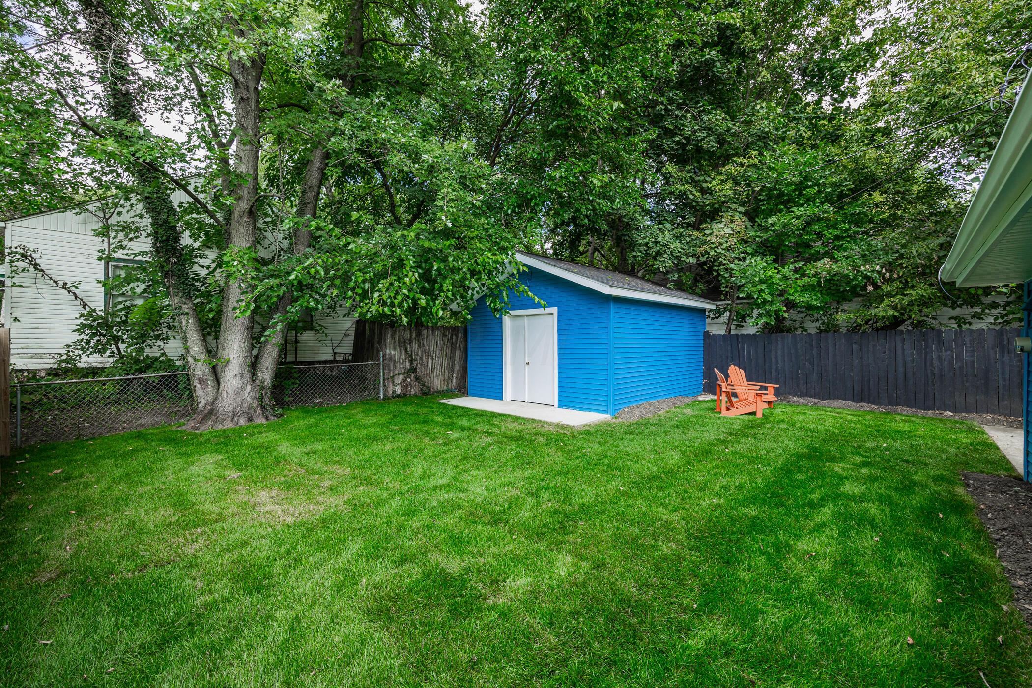 2540 Grasmere Avenue