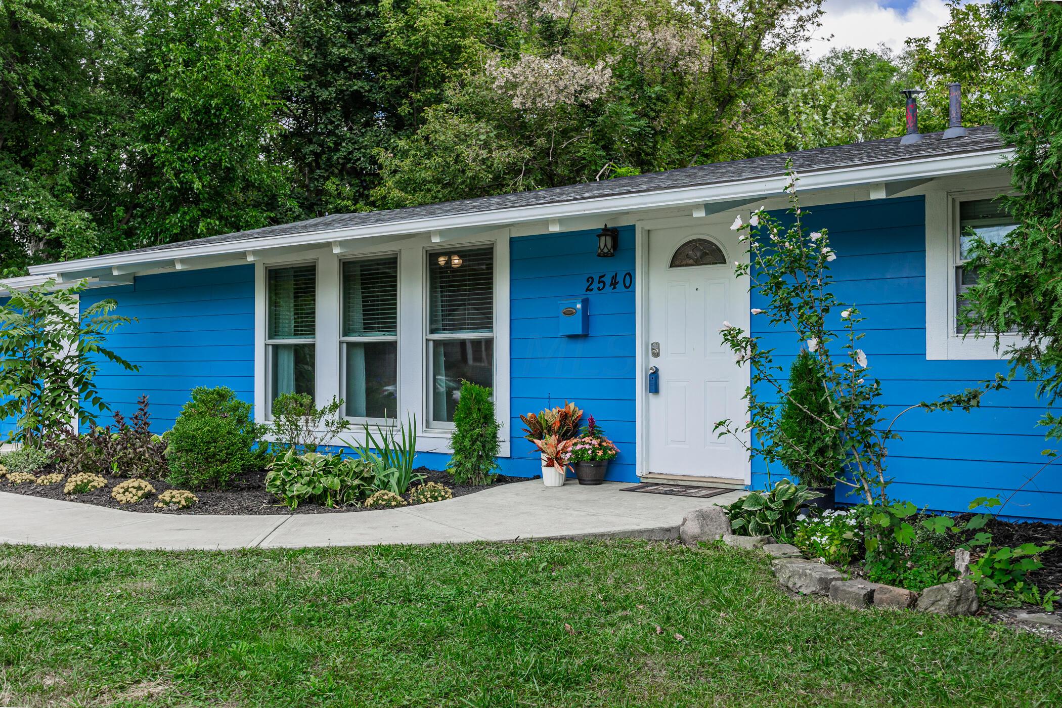 2540 Grasmere Avenue