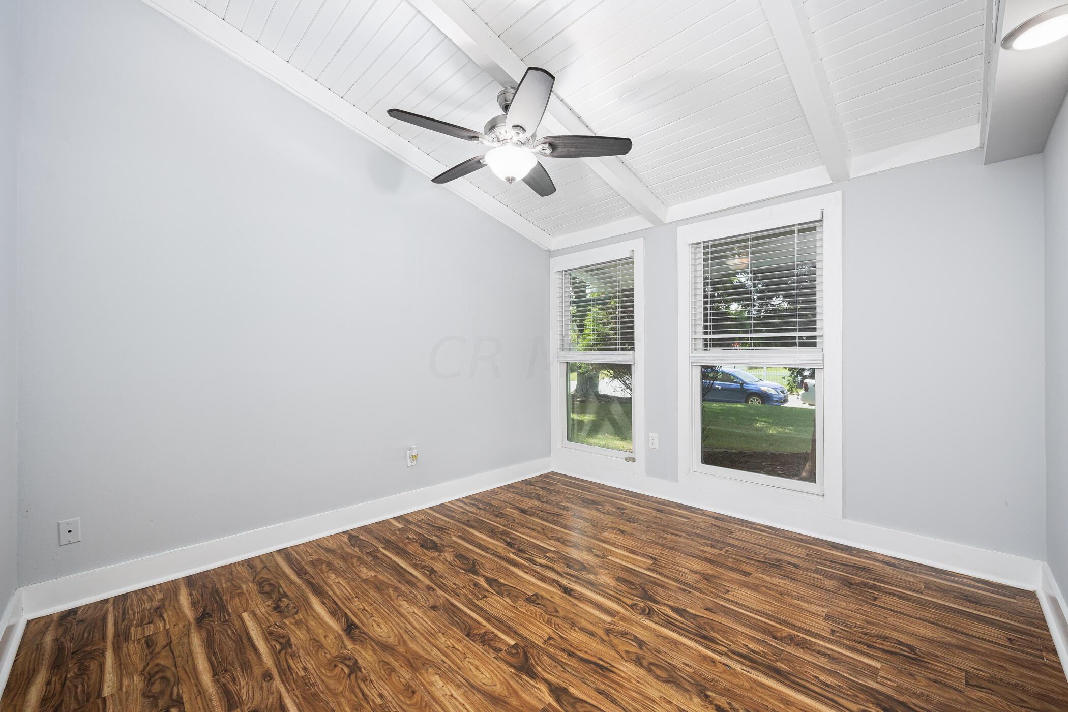 2540 Grasmere Avenue