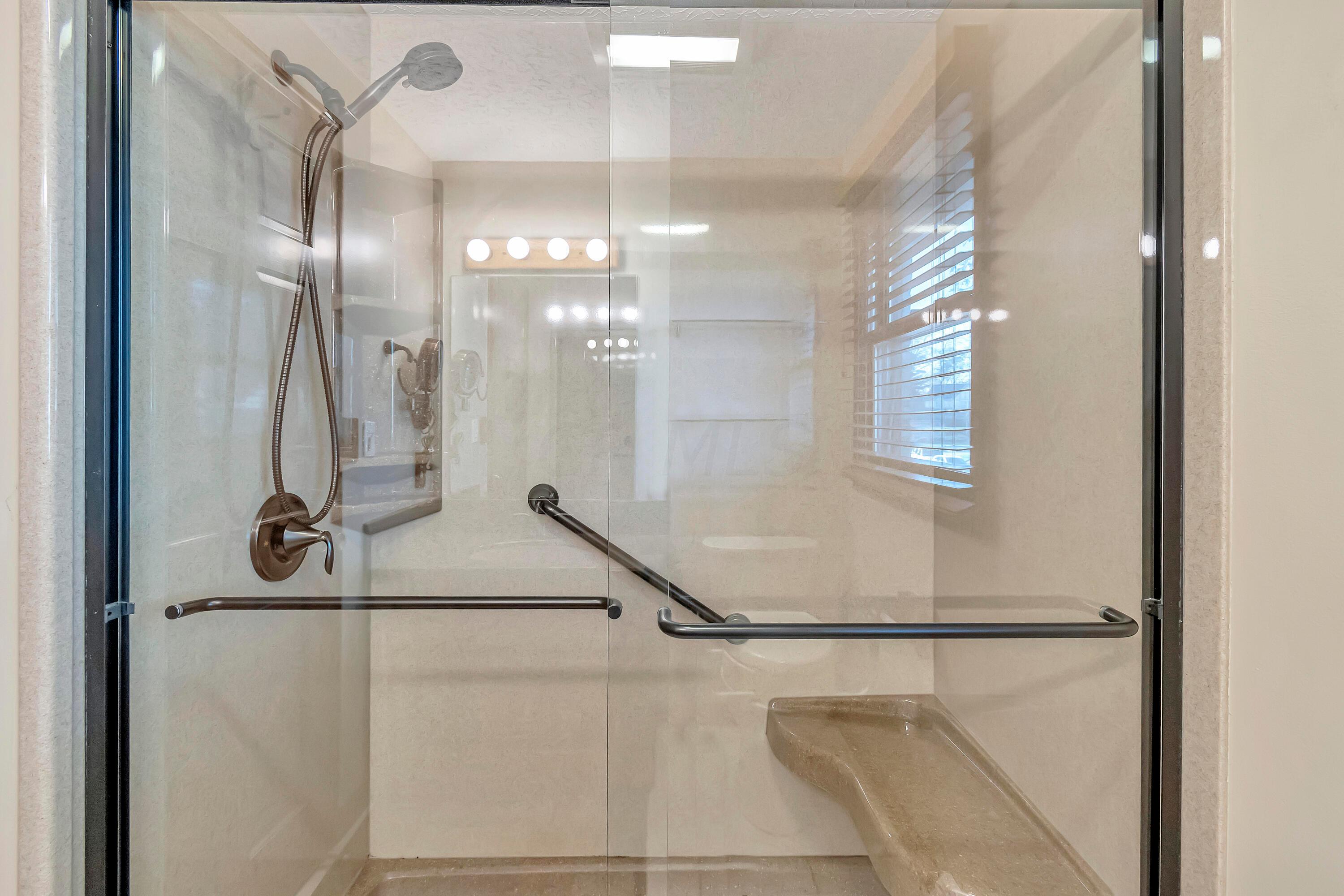 7453 Lindbrook Court