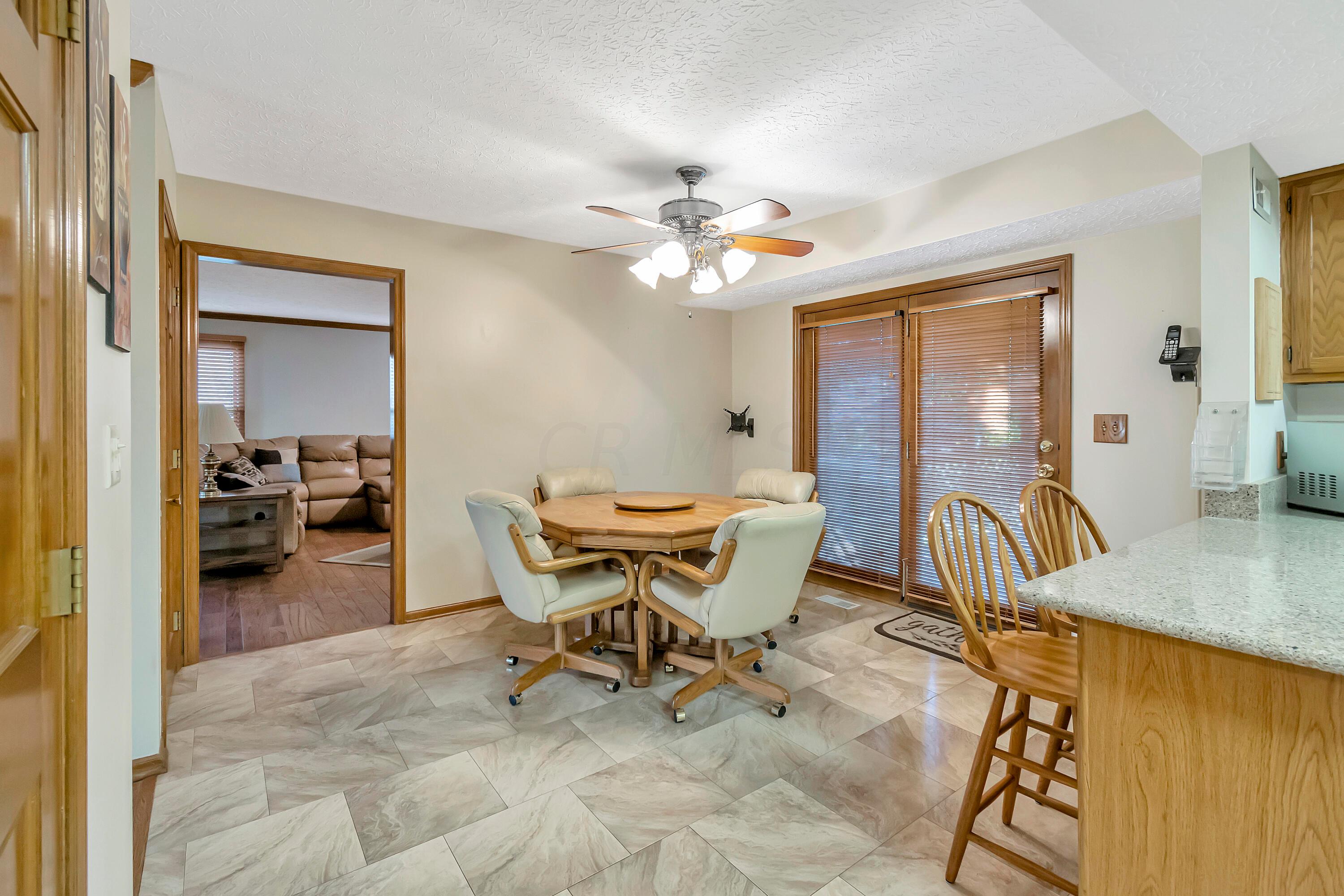 7453 Lindbrook Court