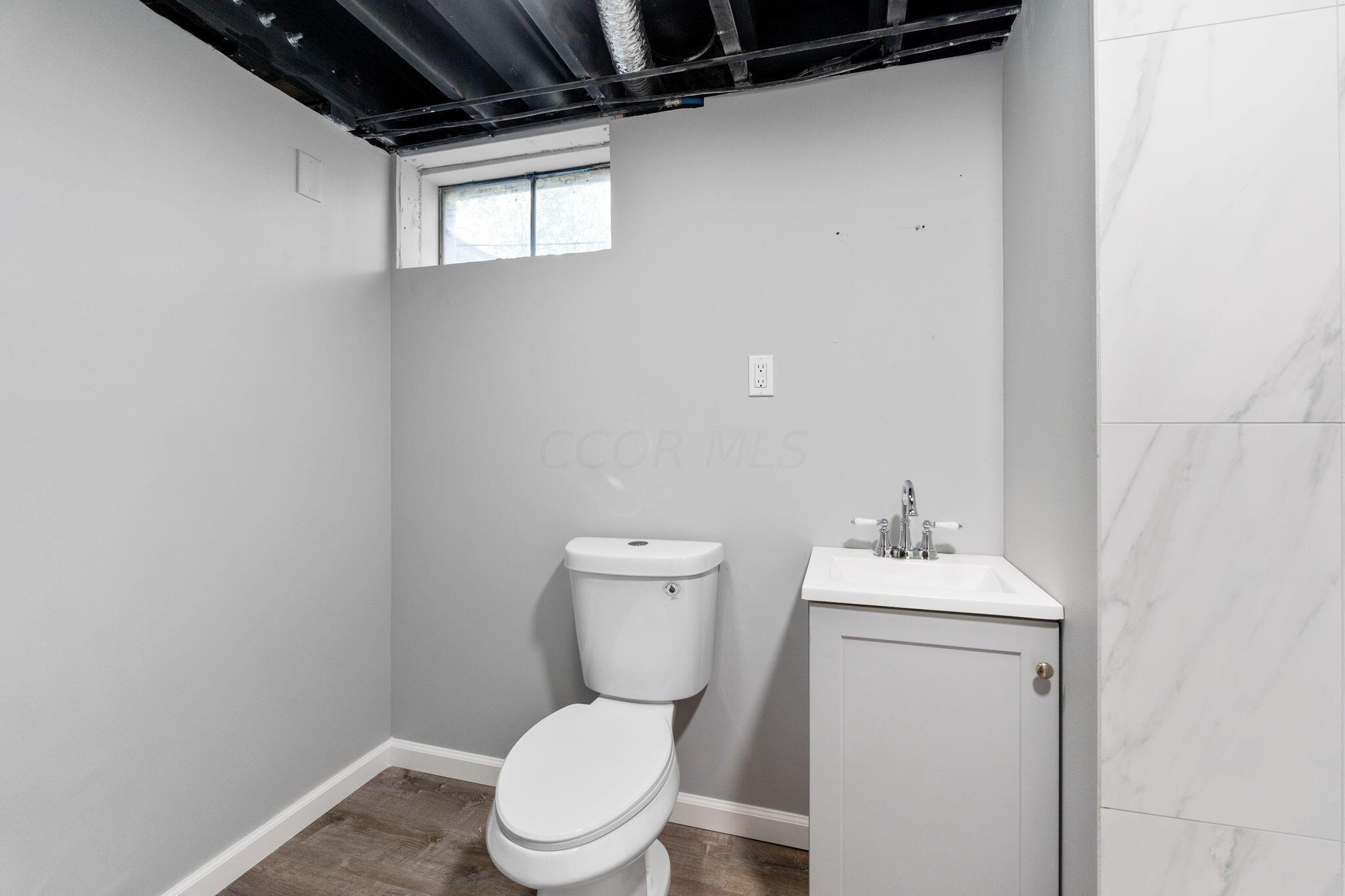 1707 Peardale Road N