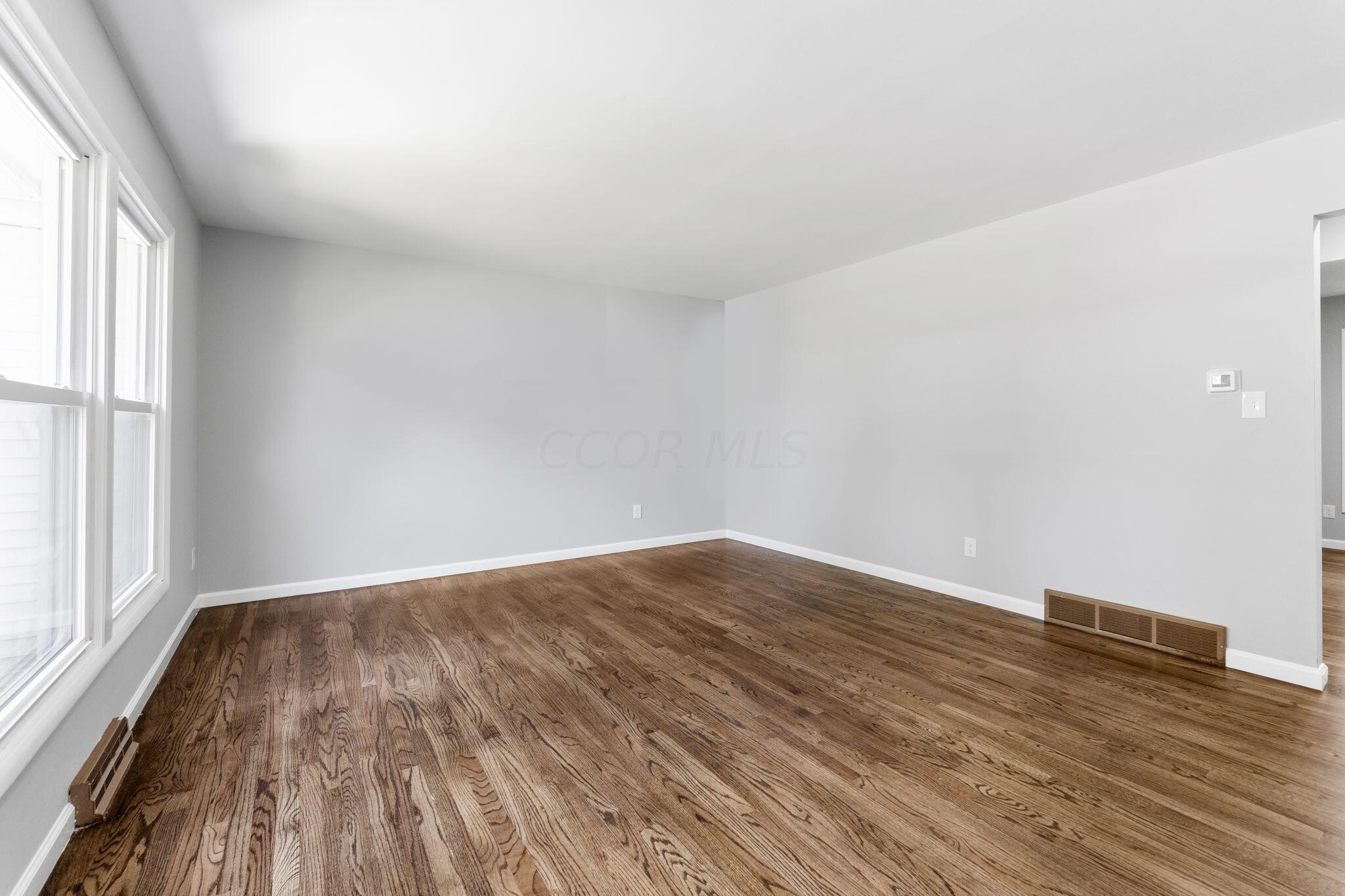 1707 Peardale Road N