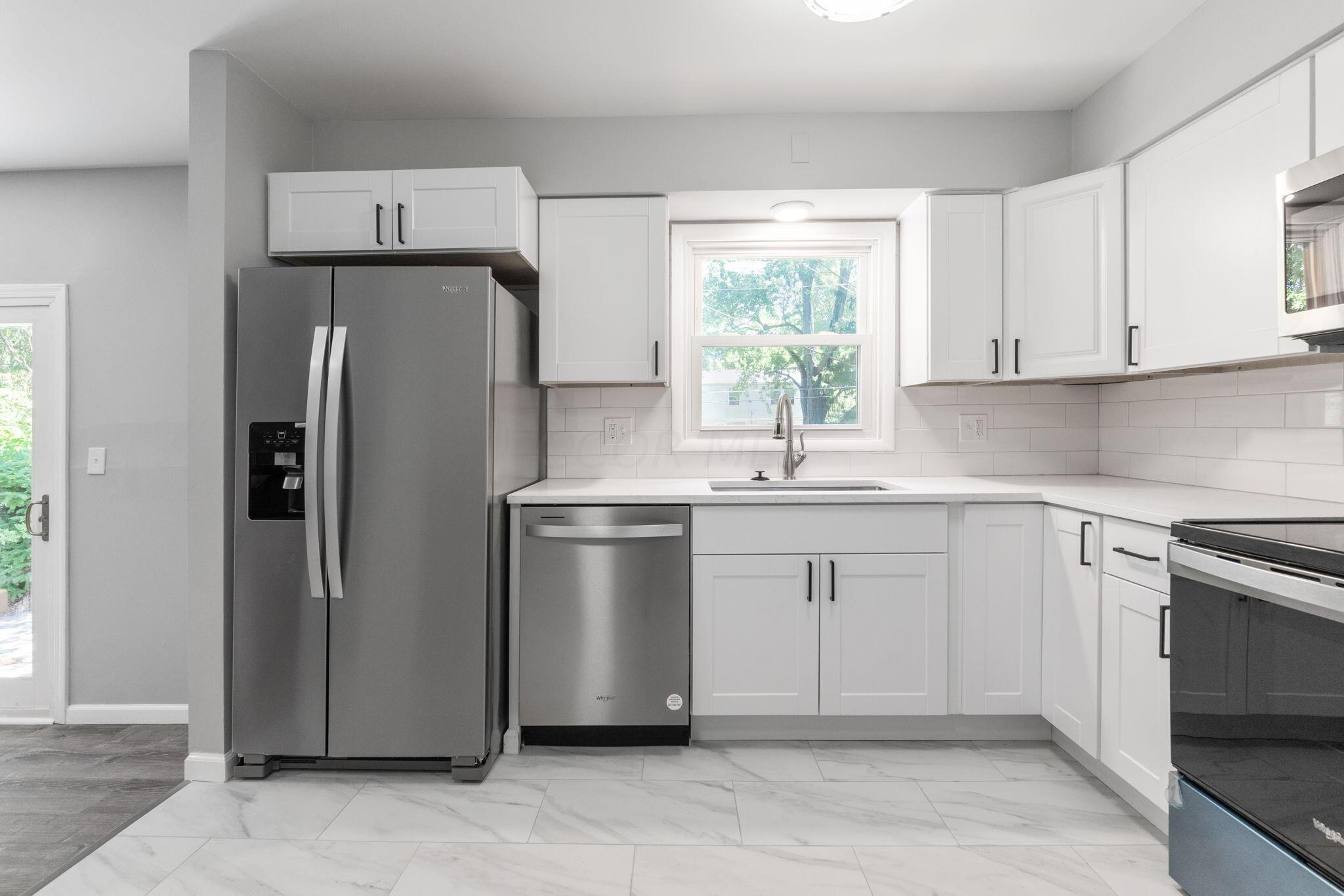 1707 Peardale Road N