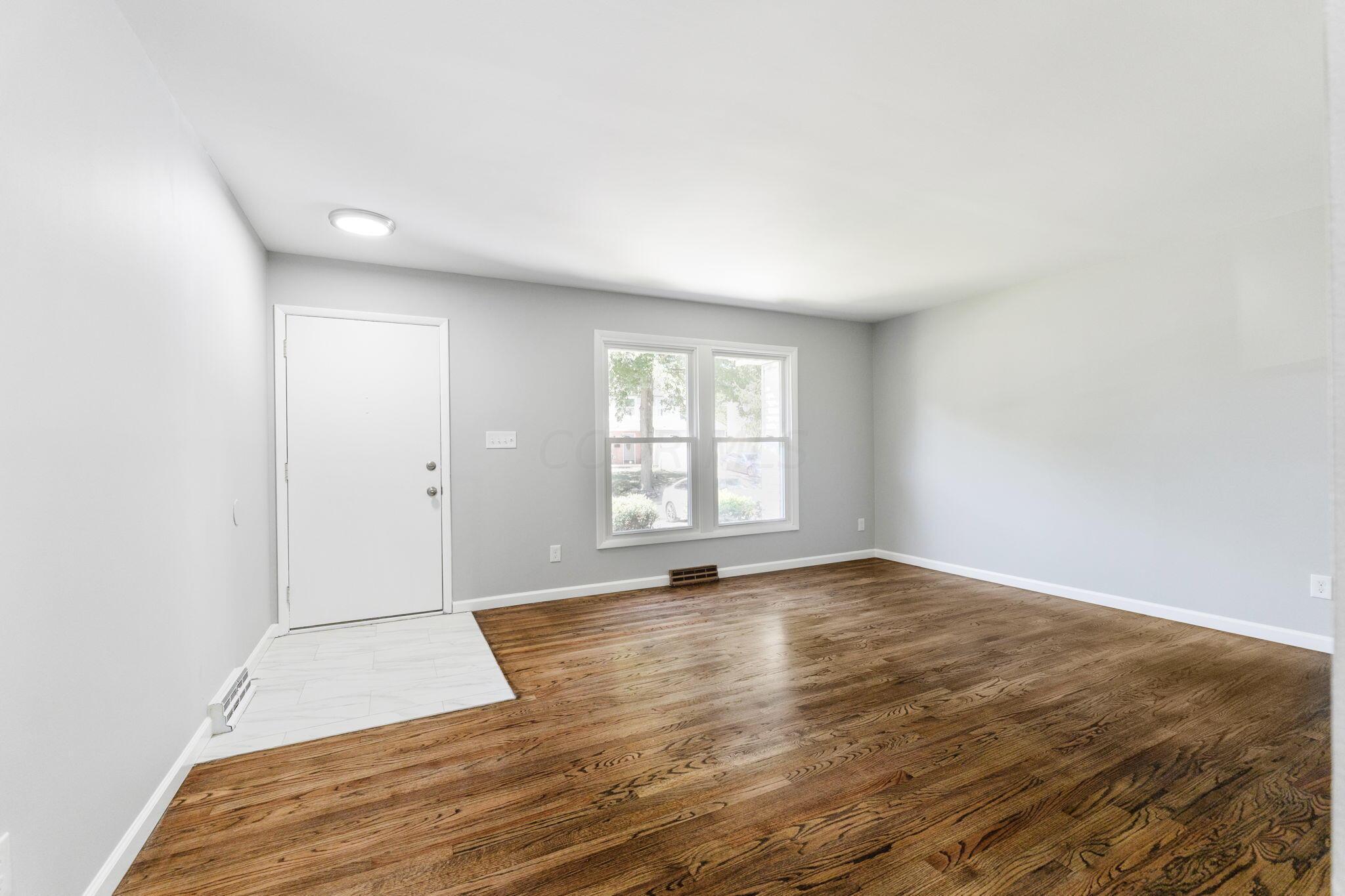 1707 Peardale Road N