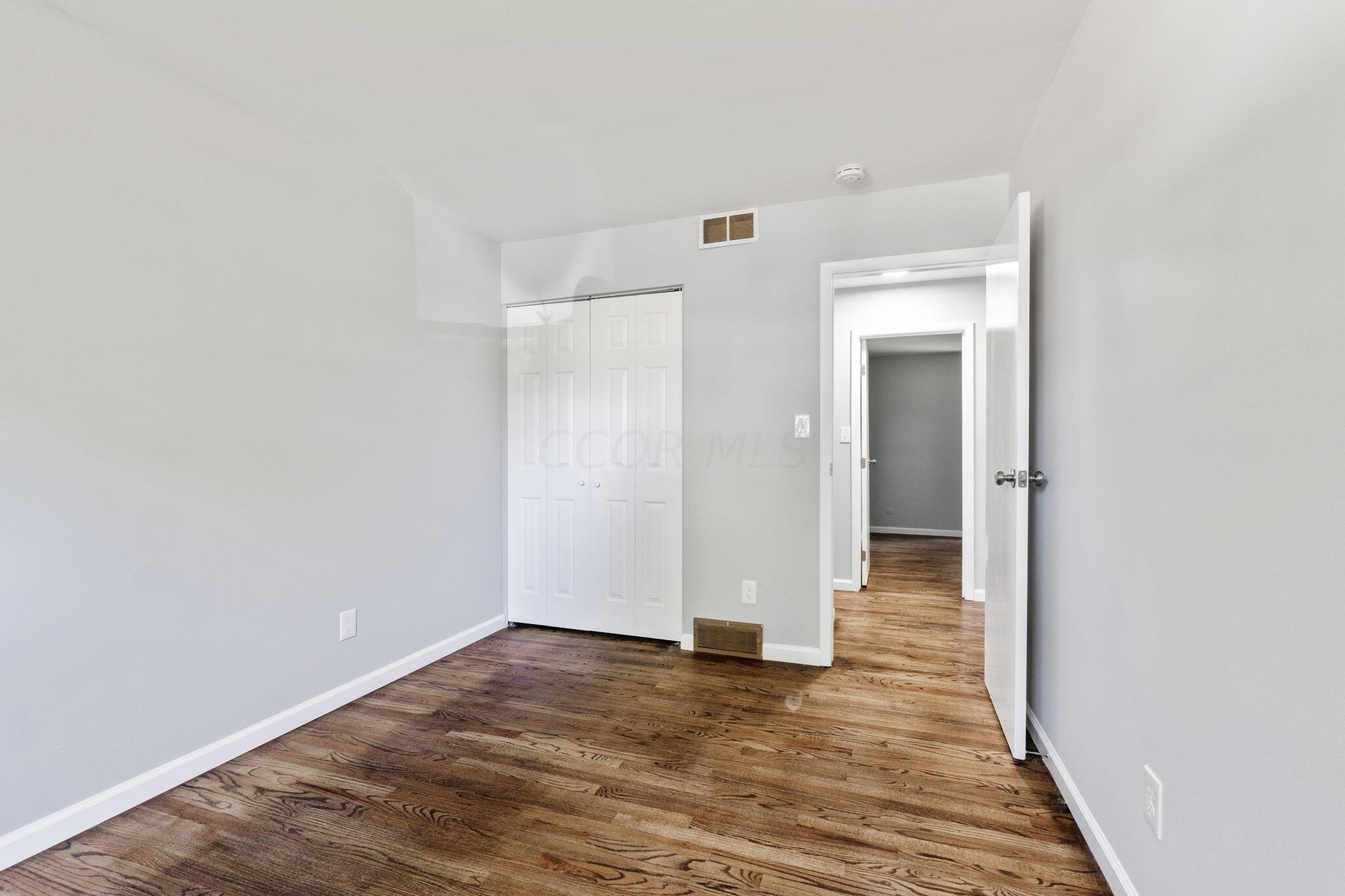 1707 Peardale Road N