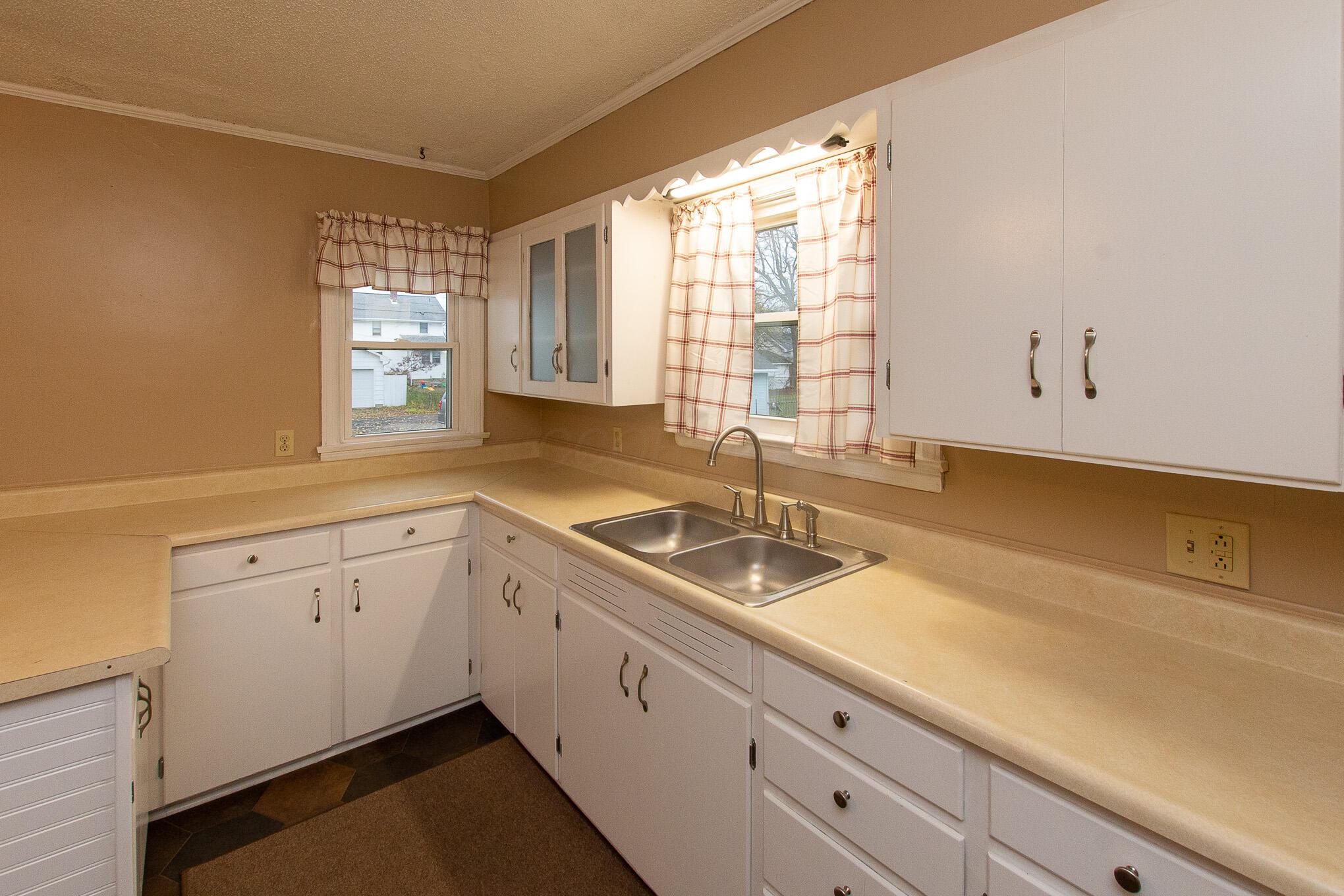 271 Kensington Place