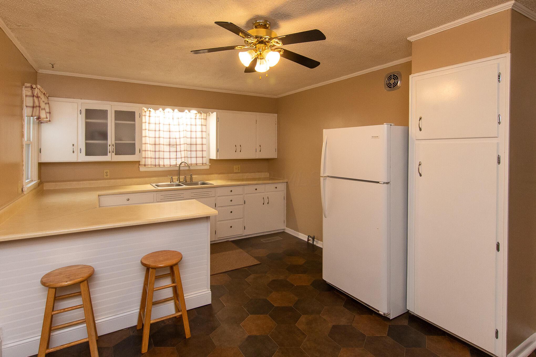 271 Kensington Place