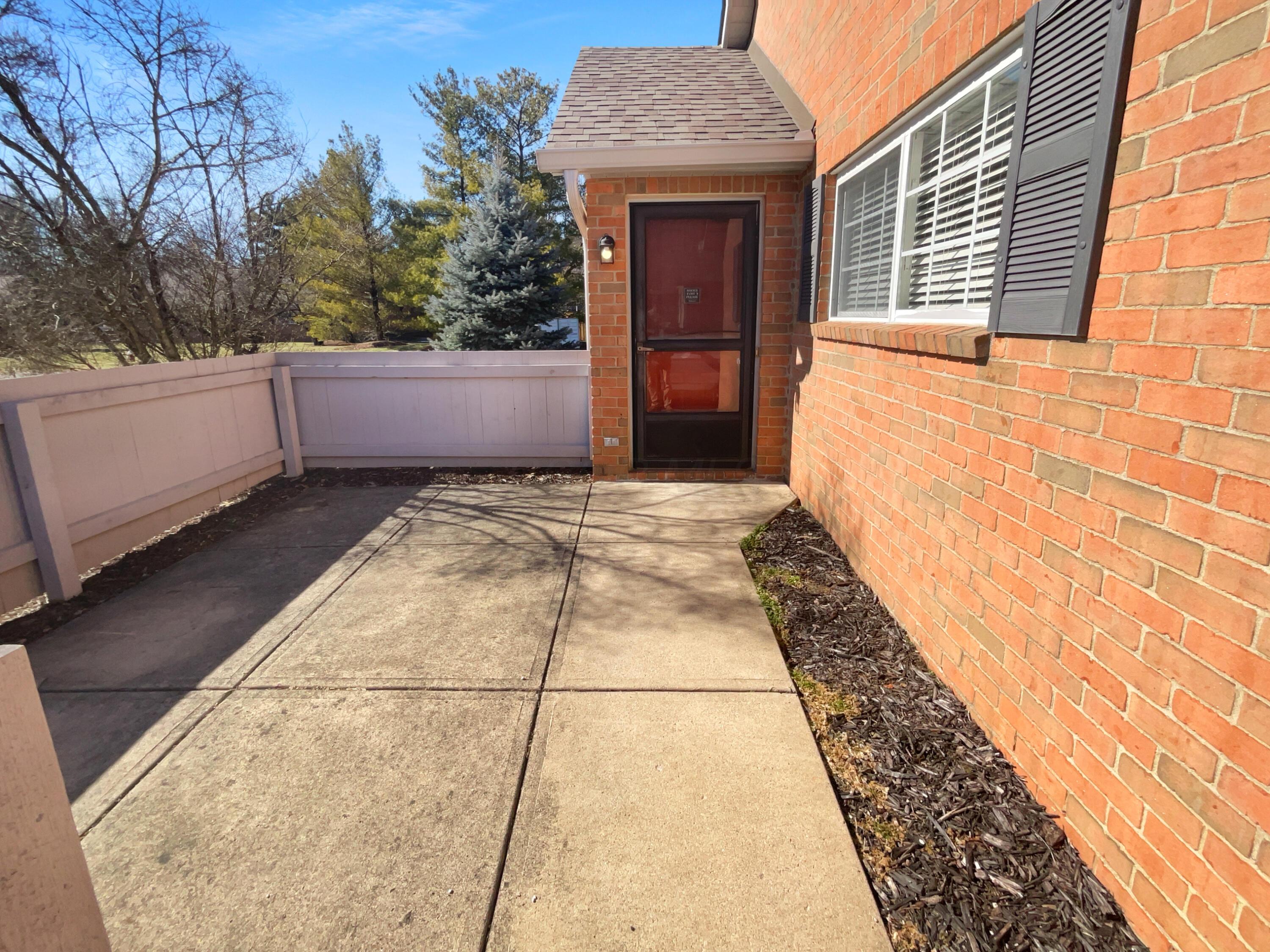 5652 Blendon View Court