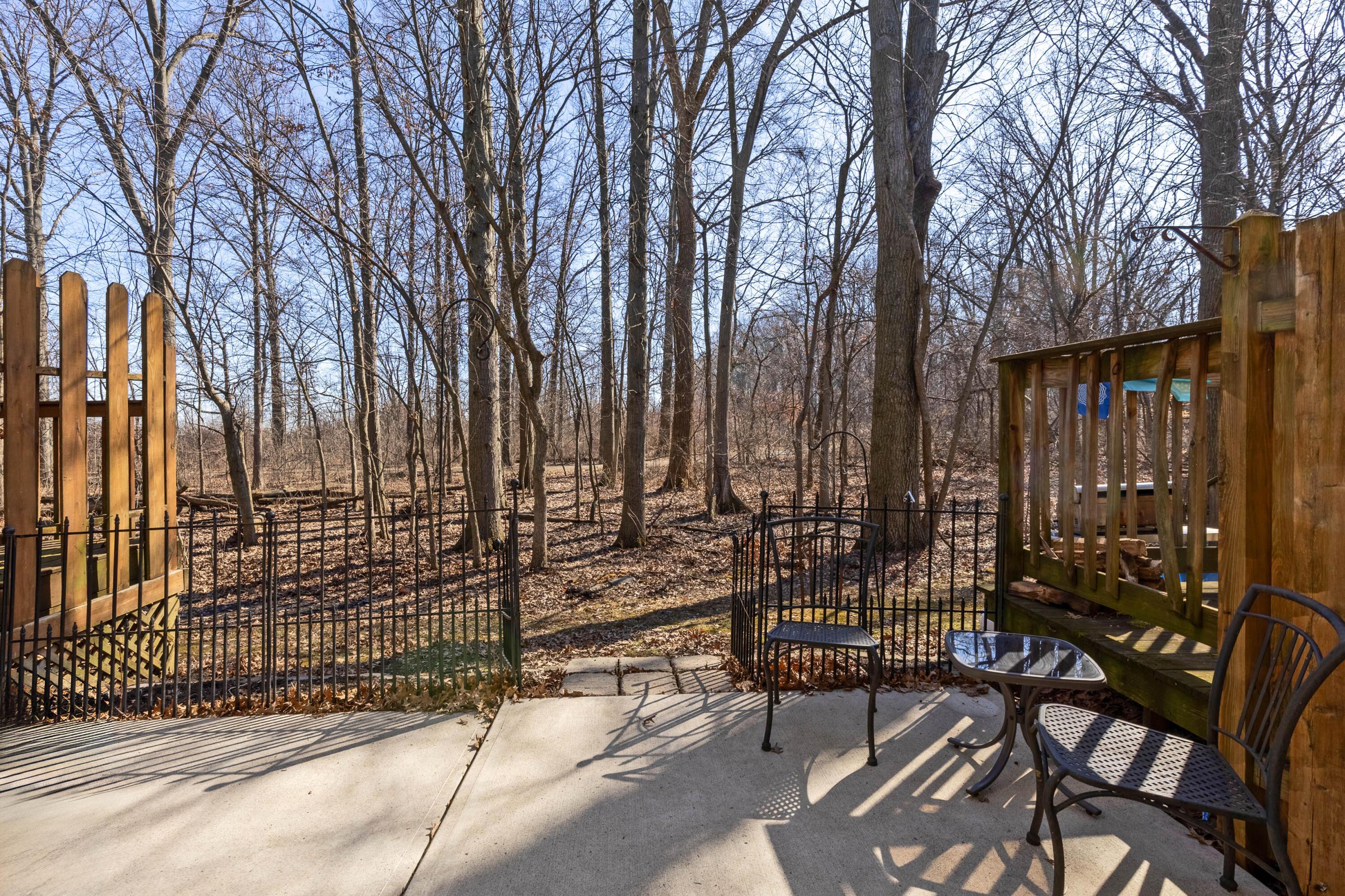 8148 Newark Avenue, 14-B