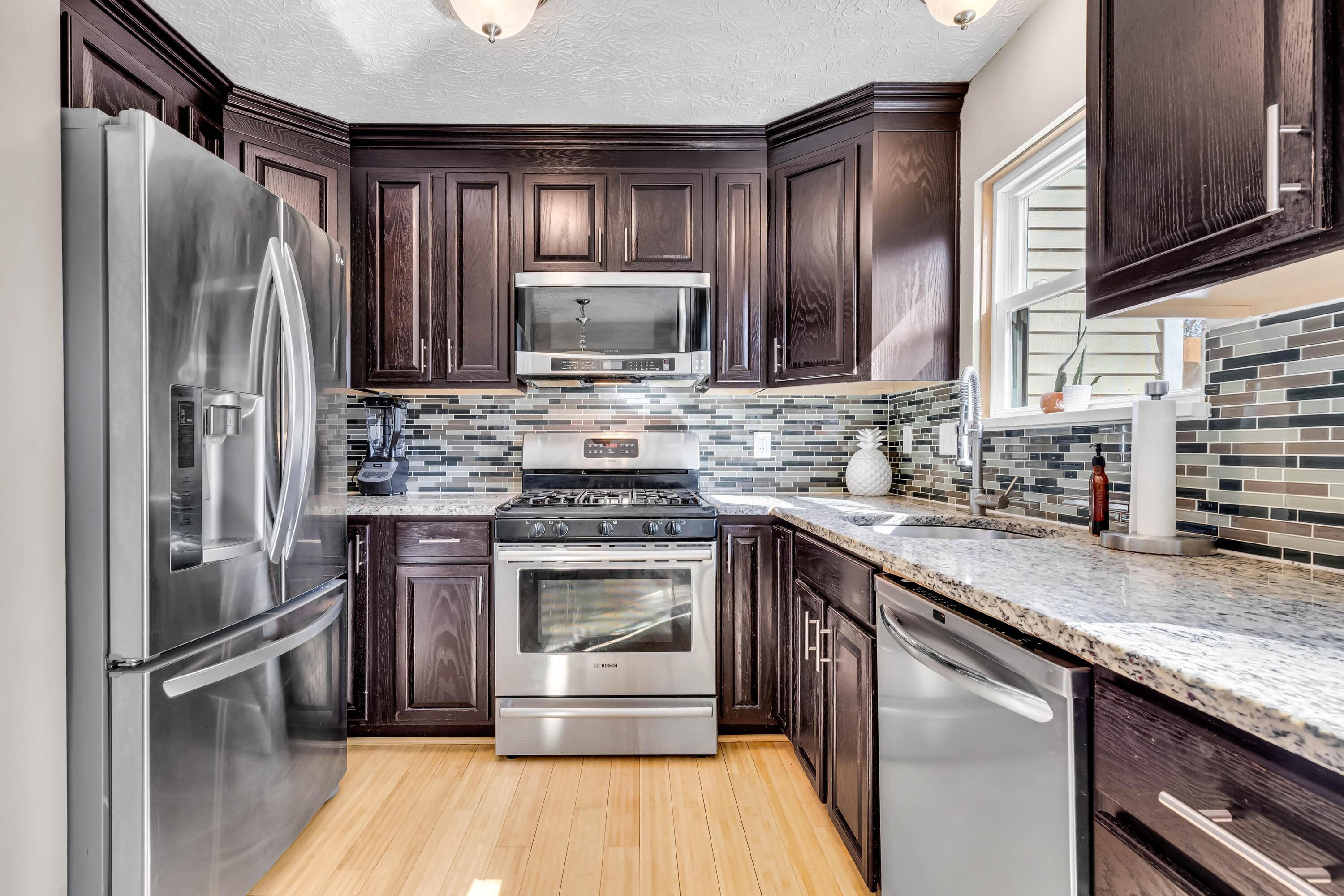 8148 Newark Avenue, 14-B