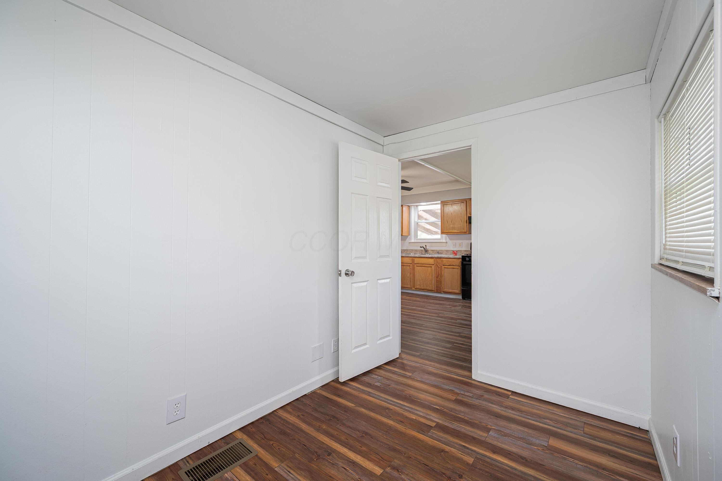 4469 Lancaster Avenue