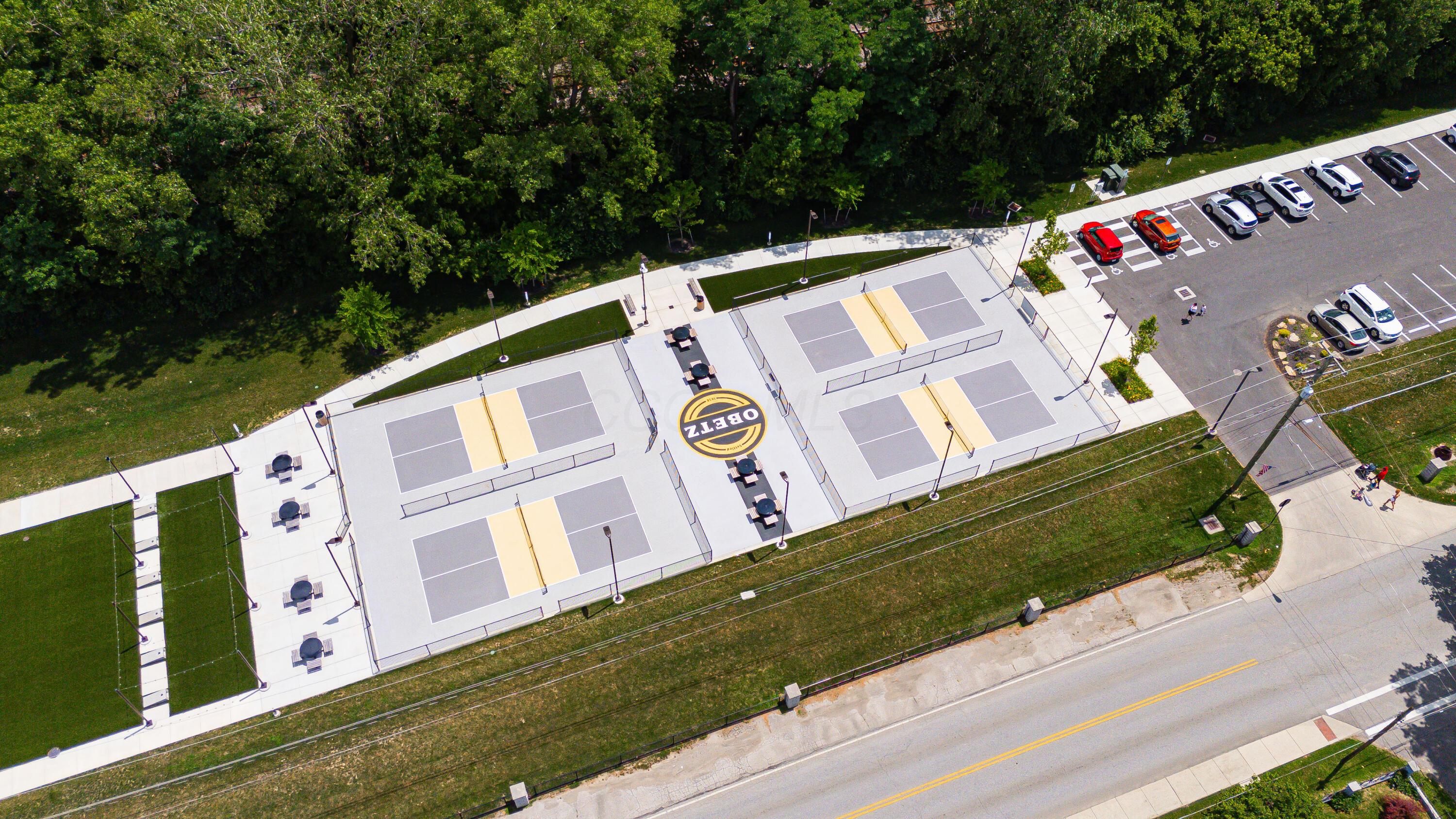 4469 Lancaster Avenue