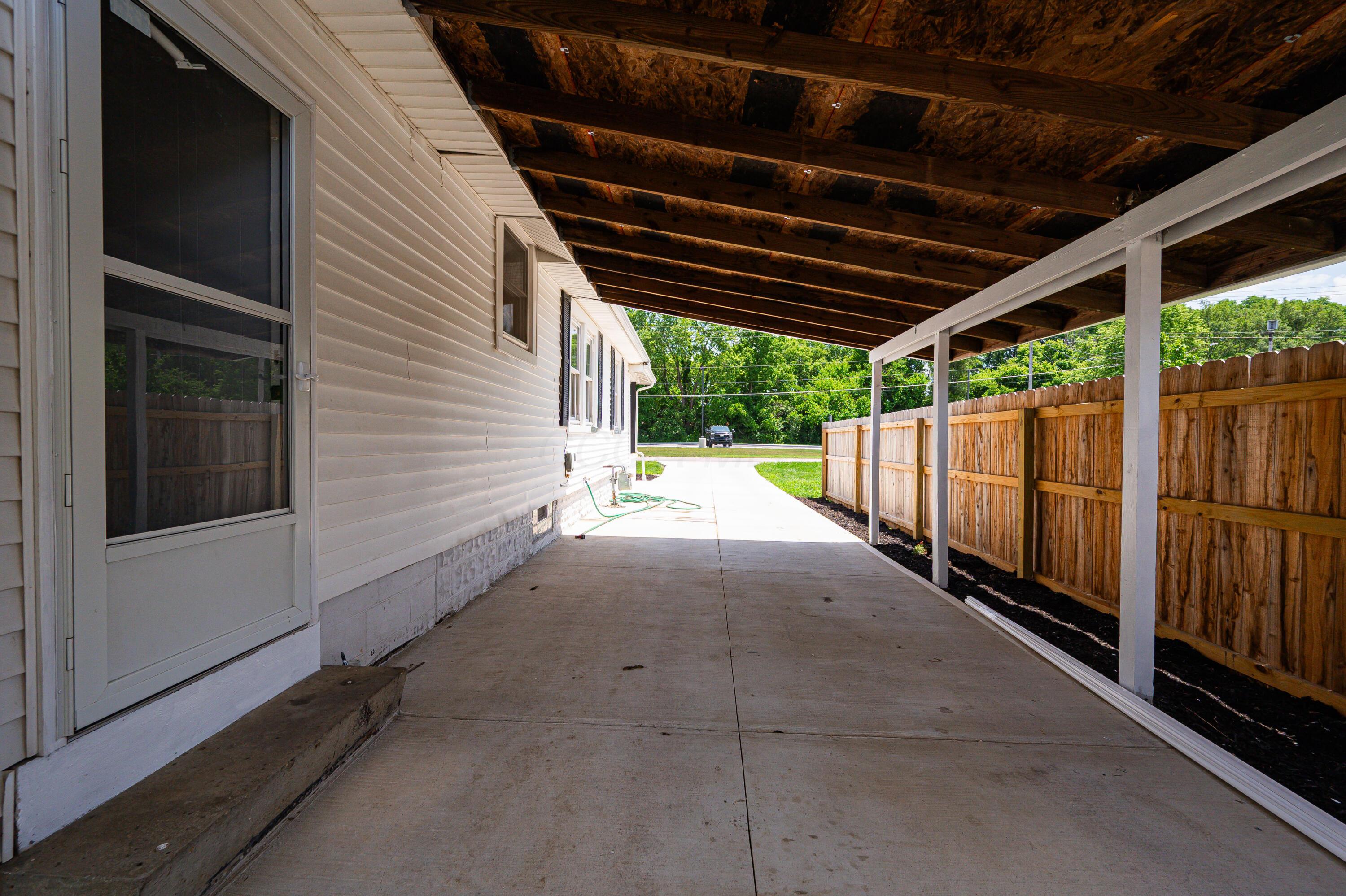 4469 Lancaster Avenue