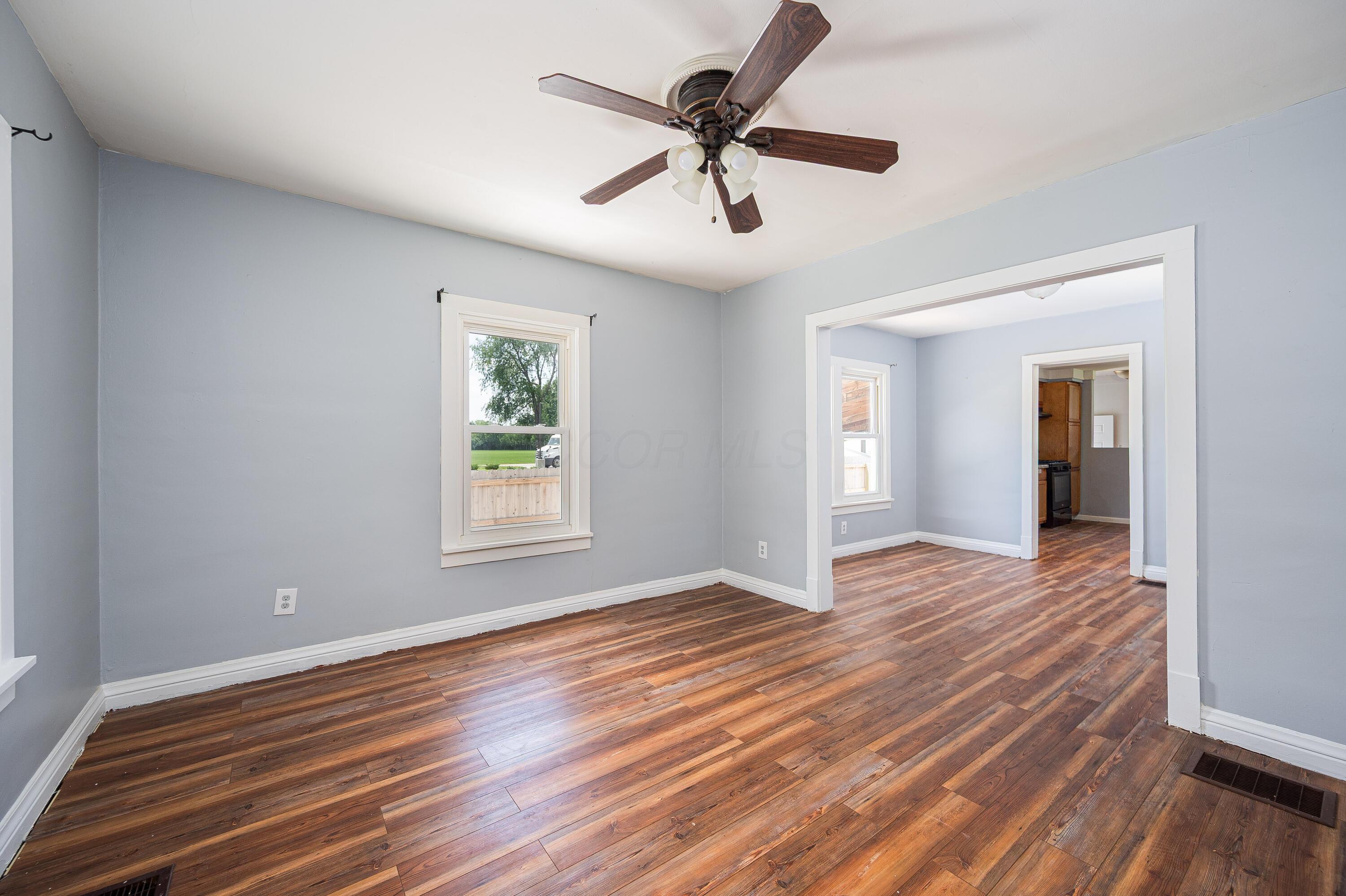 4469 Lancaster Avenue