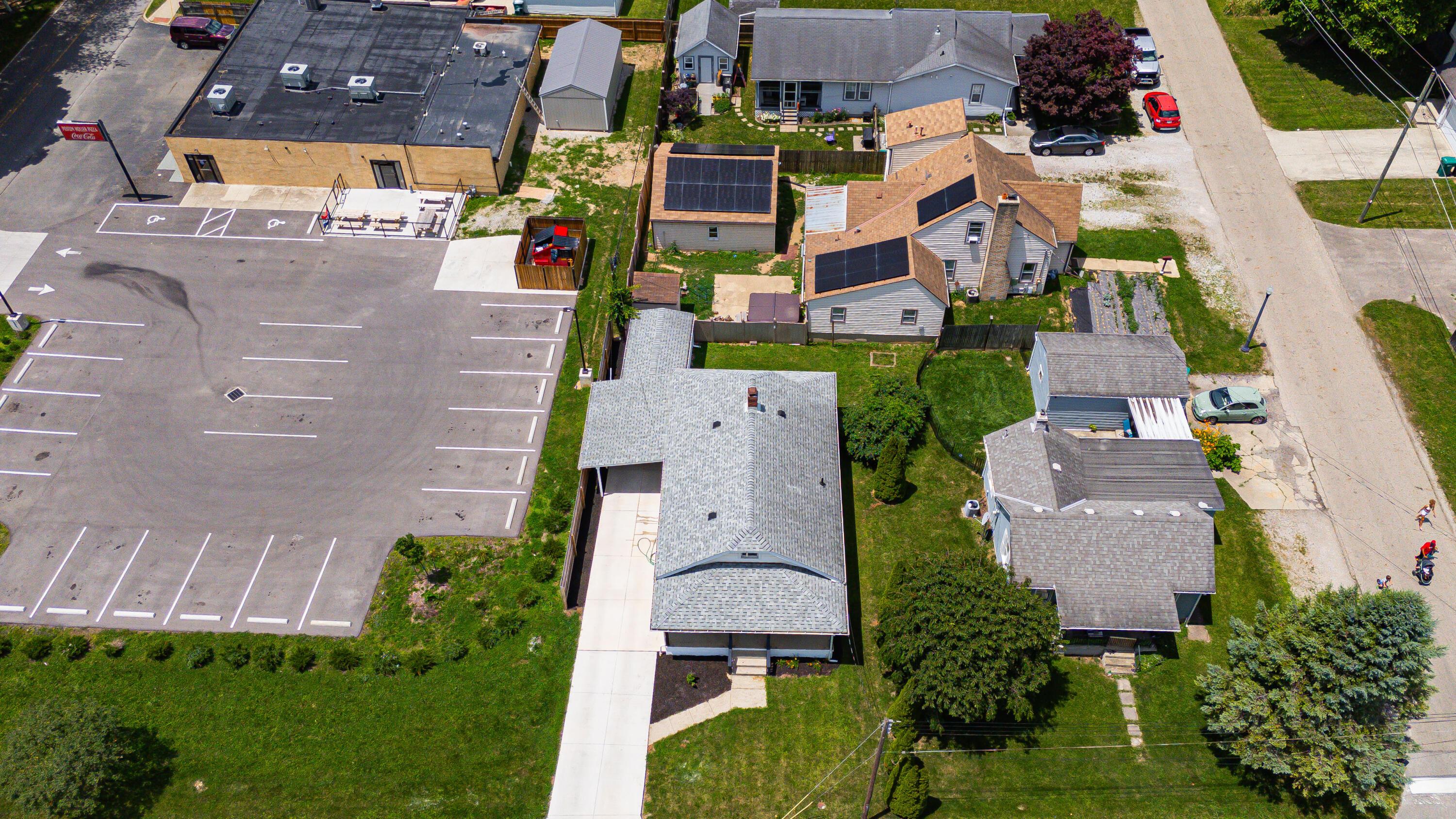 4469 Lancaster Avenue