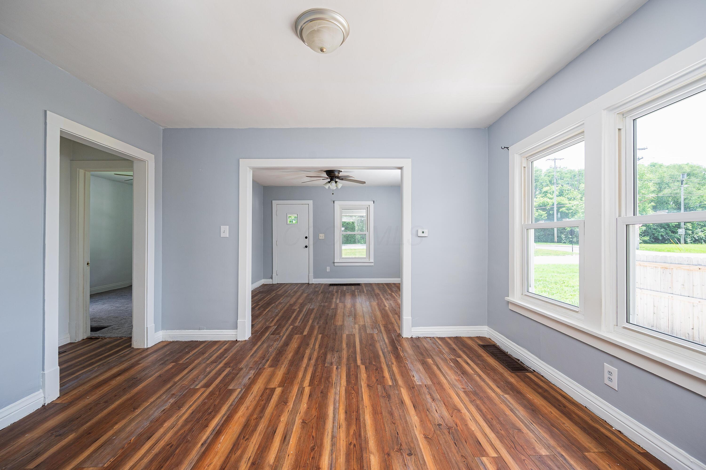 4469 Lancaster Avenue