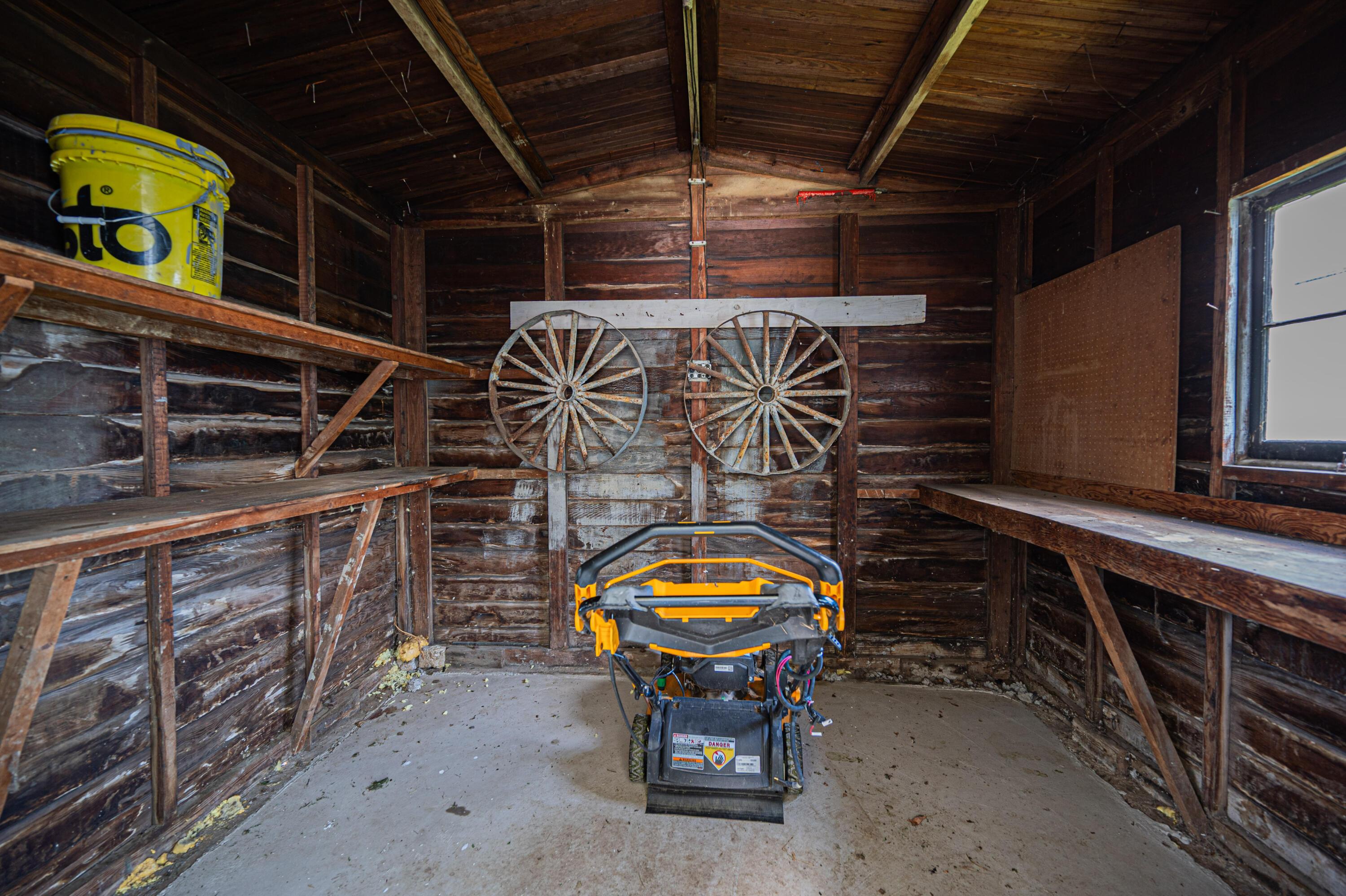 4469 Lancaster Avenue