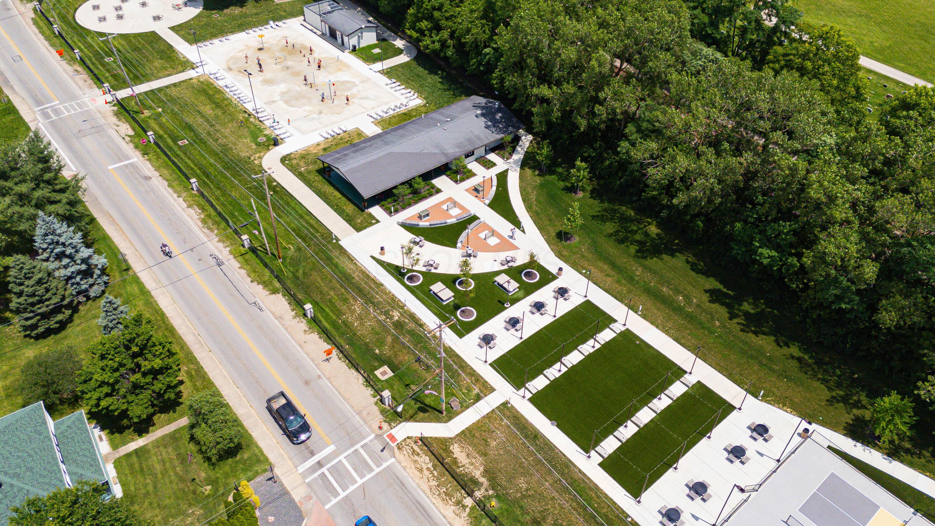 4469 Lancaster Avenue