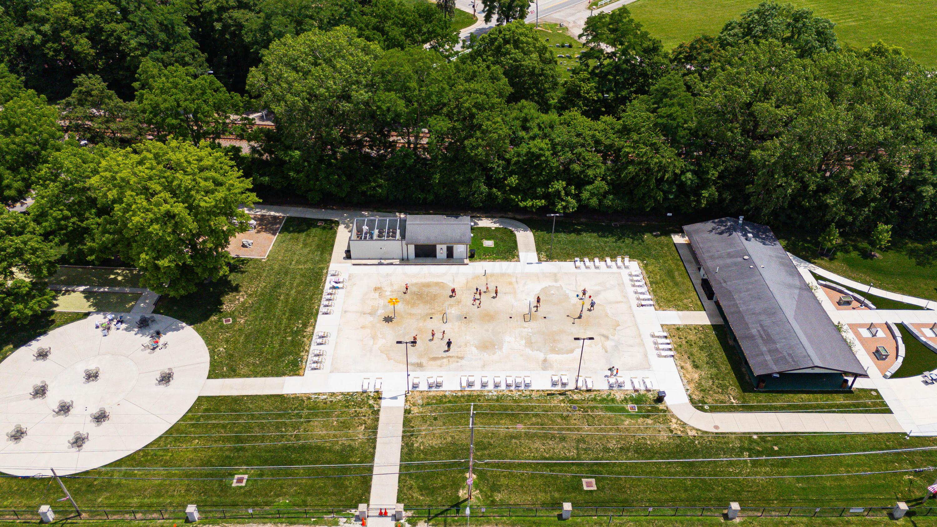 4469 Lancaster Avenue