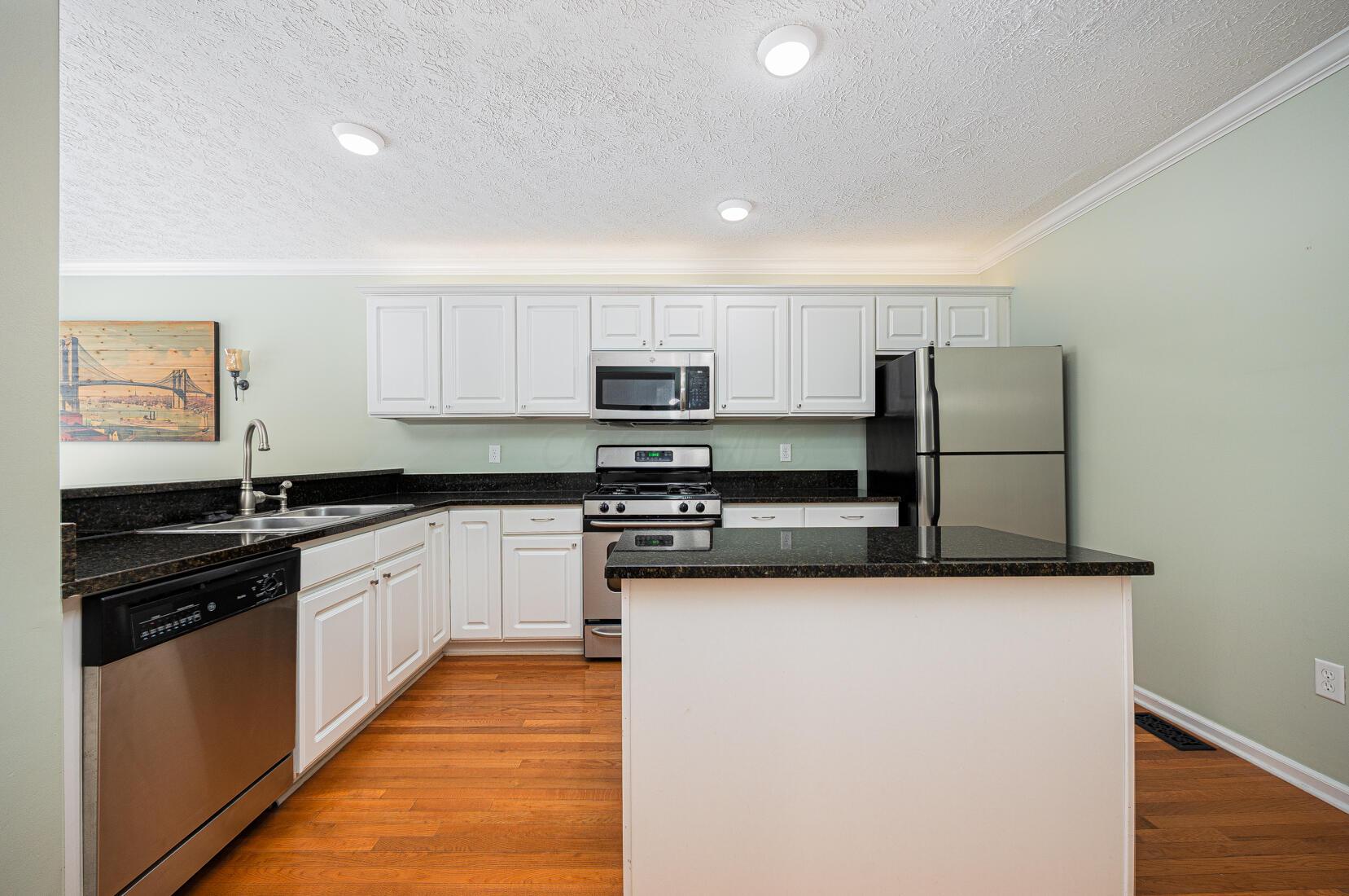 3427 Eastwoodlands Trail