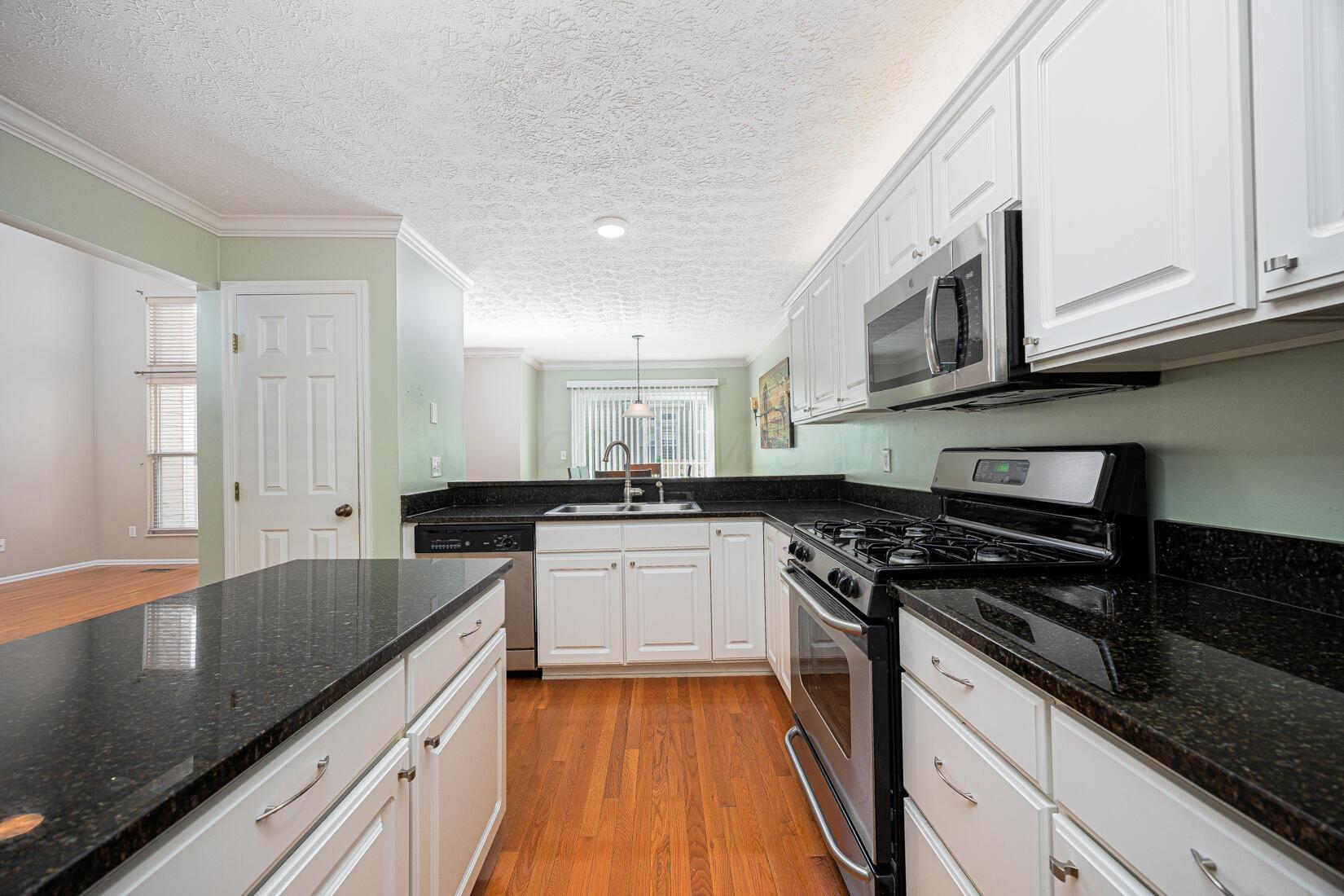 3427 Eastwoodlands Trail