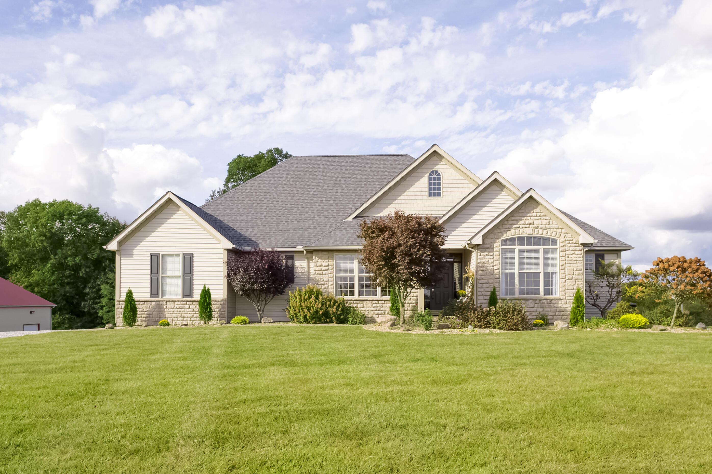 10339 New Delaware Road, Mount Vernon