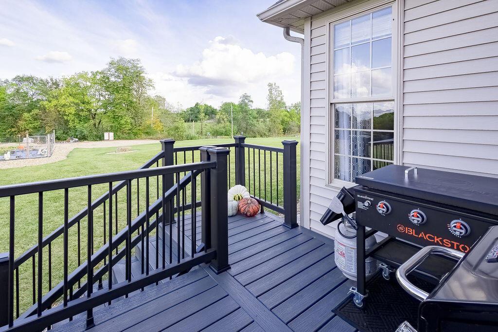 10339 New Delaware Road, Mount Vernon