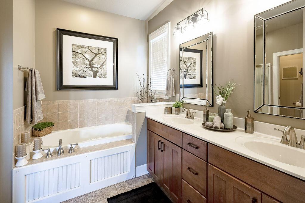 10339 New Delaware Road, Mount Vernon