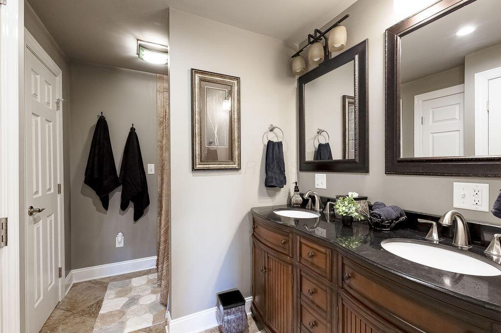 10339 New Delaware Road, Mount Vernon